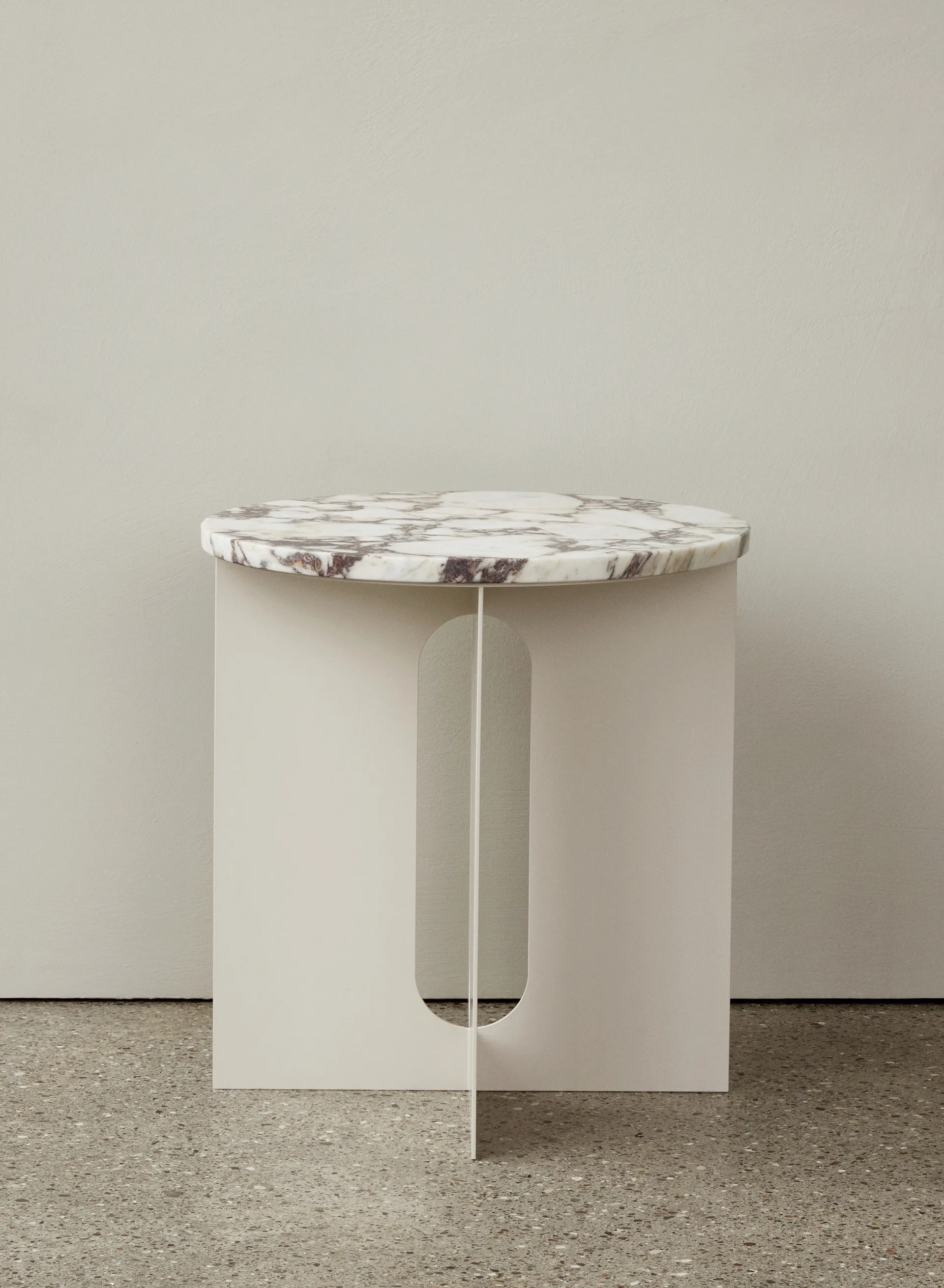 Tablero Androgyne para mesa auxiliar, Calacatta Viola, Ø65 cm Audo Copenhagen