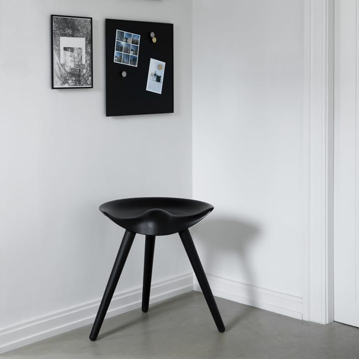 Taburete ML42 48 cm, Haya teñida de negro Audo Copenhagen