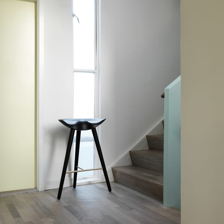 Taburete ML42 77 cm, Haya teñida negra-acero Audo Copenhagen