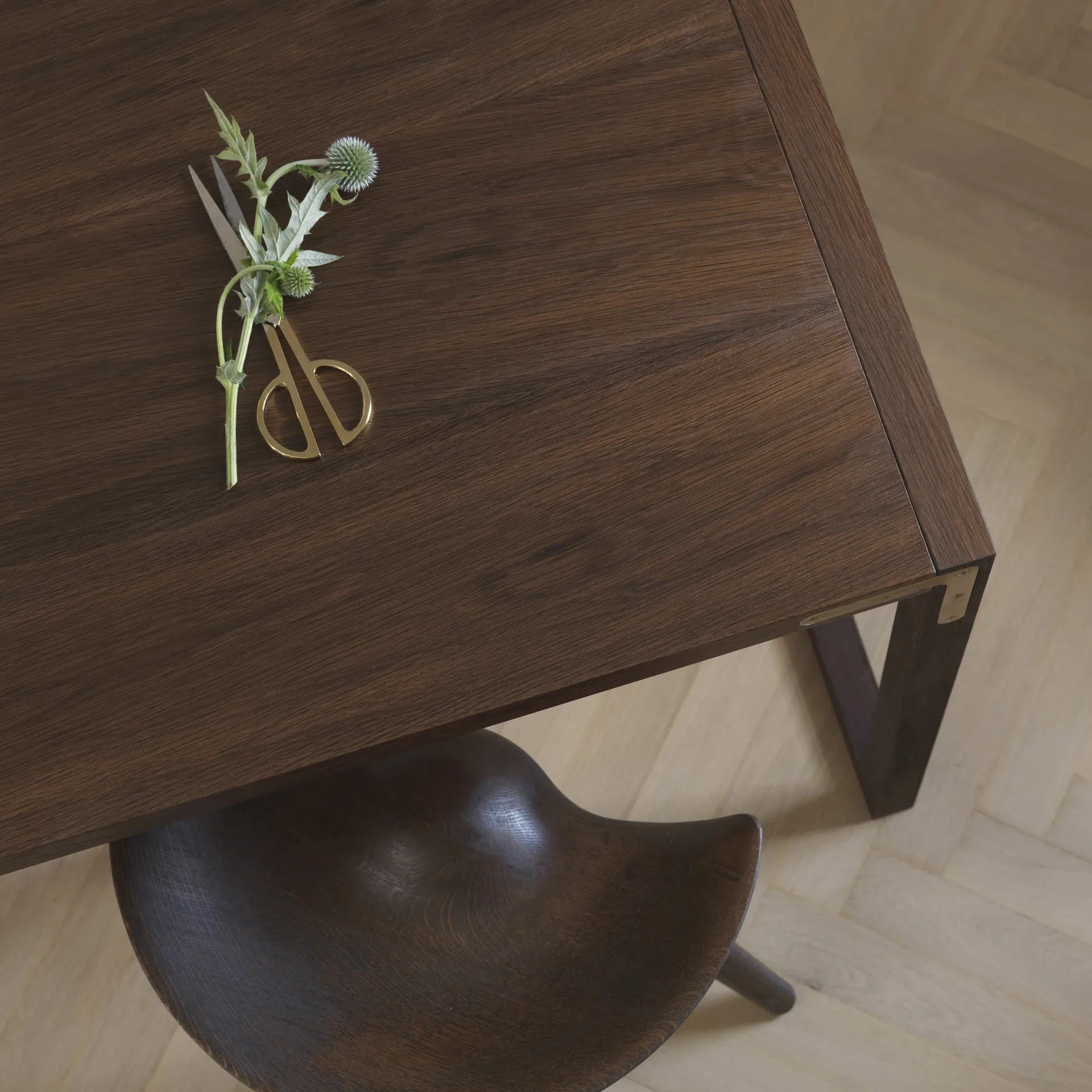 Taburete ML42 77 cm, Roble tratado con aceite marrón-acero Audo Copenhagen