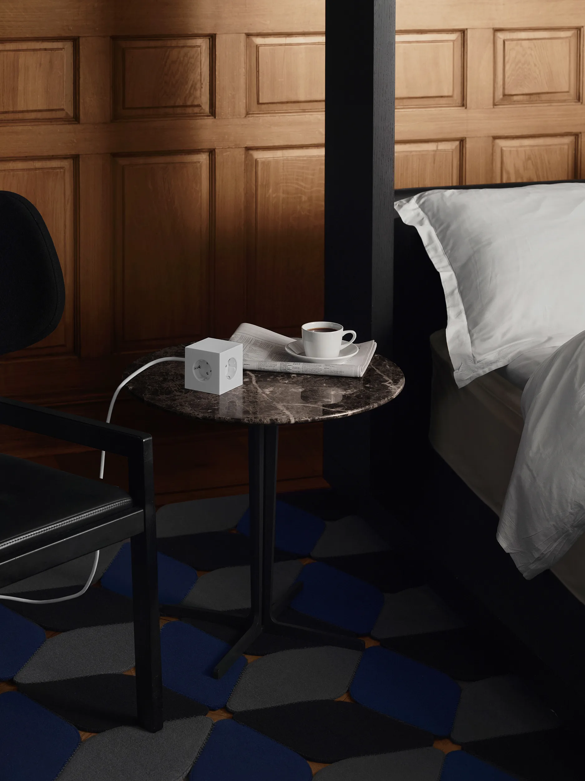 Regleta eléctrica Square 1, toma de corriente y USB-C 30W 1,8 m, White Martinelli Luce edition Avolt