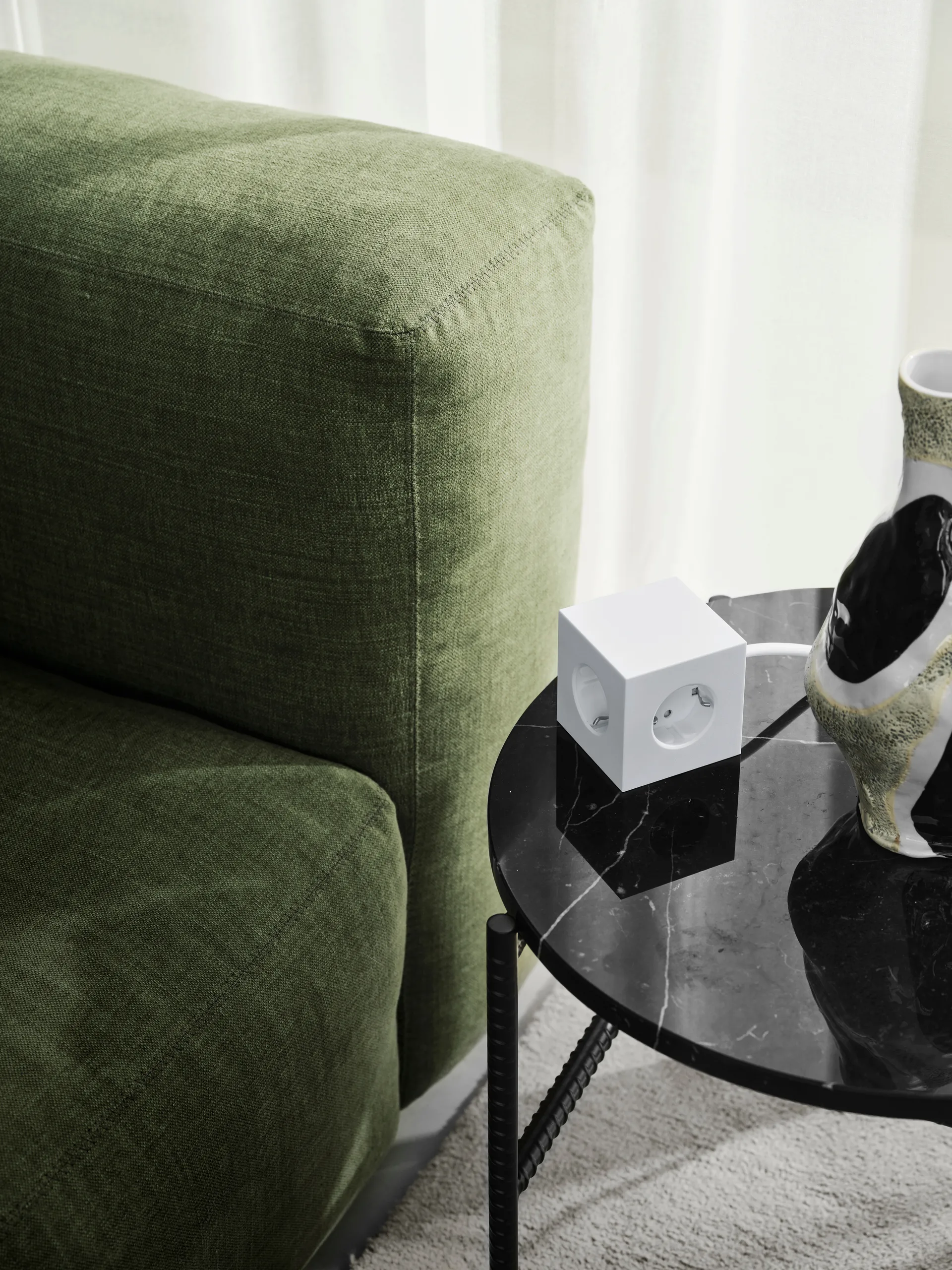 Regleta eléctrica Square 1, toma de corriente y USB-C 30W 1,8 m, White Martinelli Luce edition Avolt