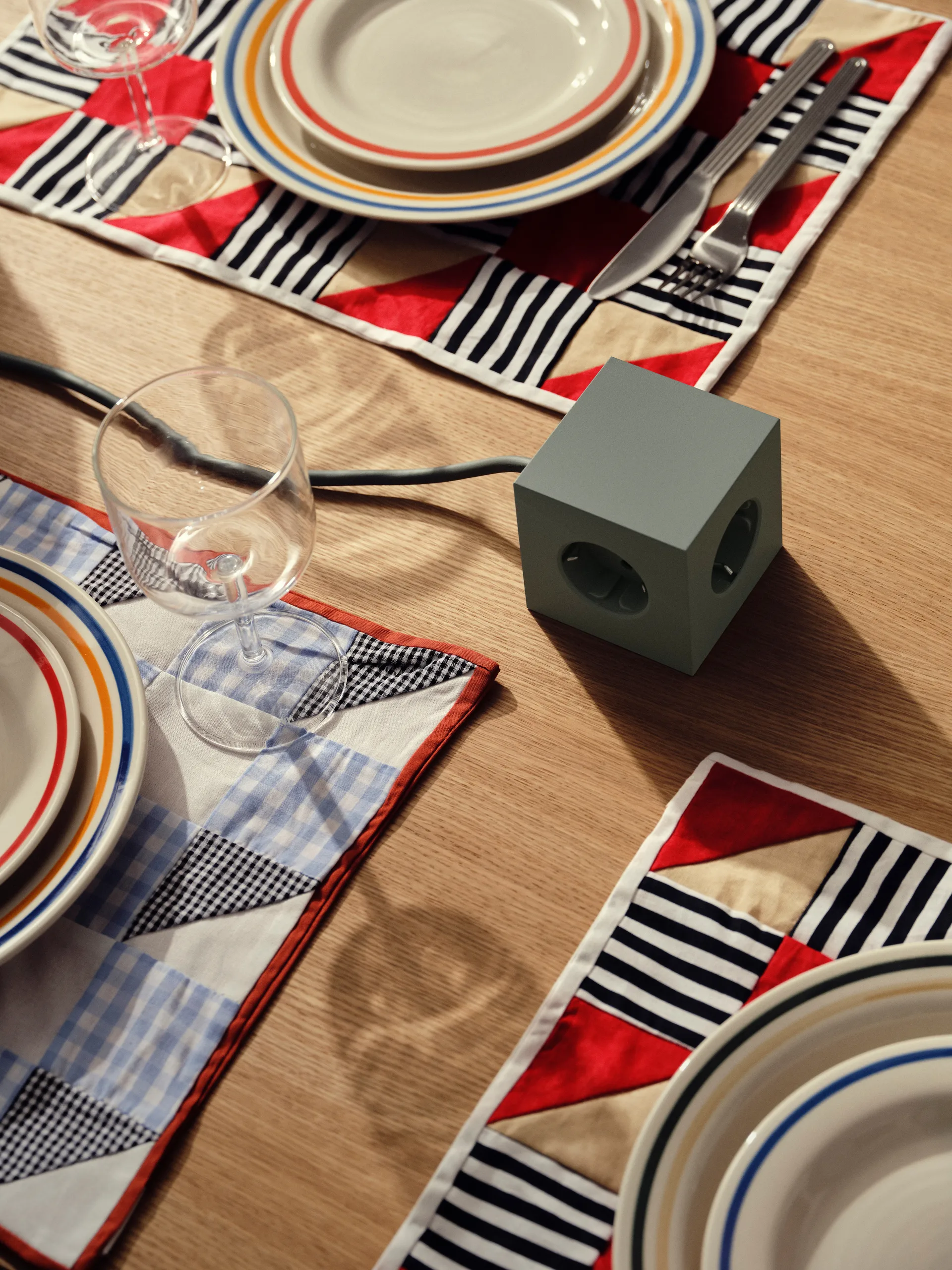 Regleta eléctrica Square 1, toma de corriente y USB-C 30W 3 m, Roble Verde Avolt