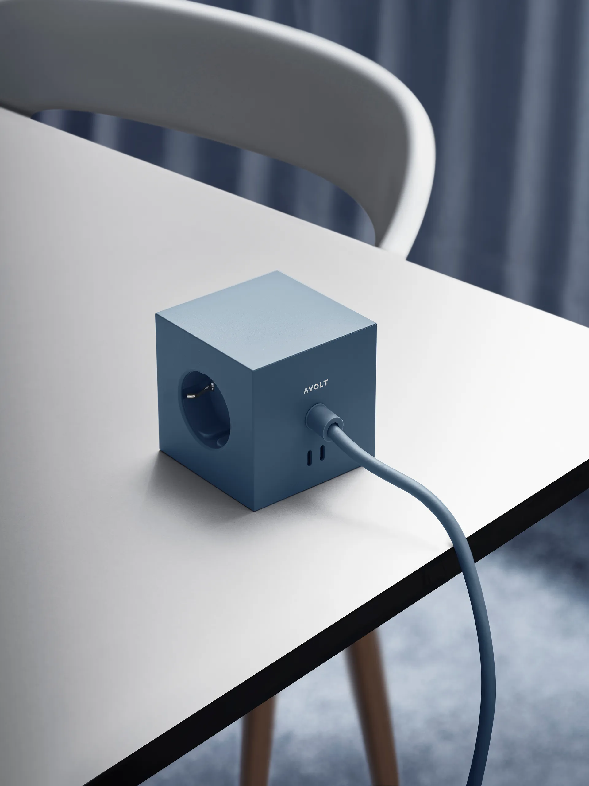 Regleta eléctrica Square 1, toma de corriente y USB-C 30W 3 m, Shark Blue Avolt