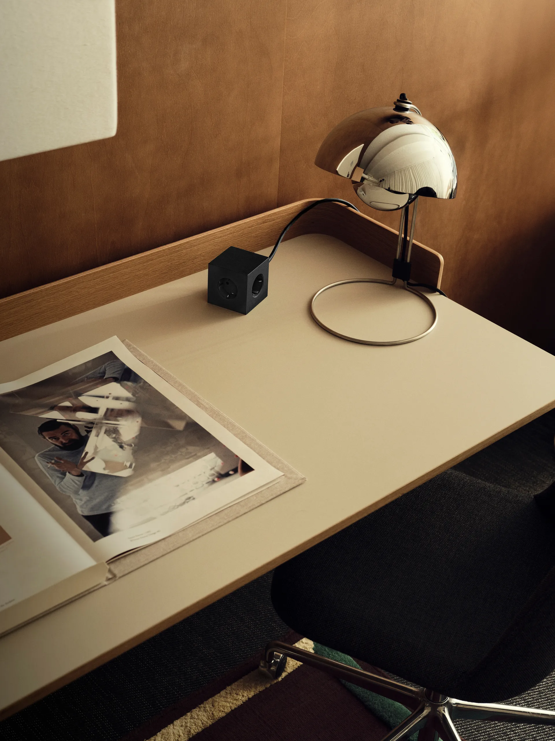 Regleta eléctrica Square 1, toma de corriente y USB-C 30W 3 m, Stockholm Black Avolt