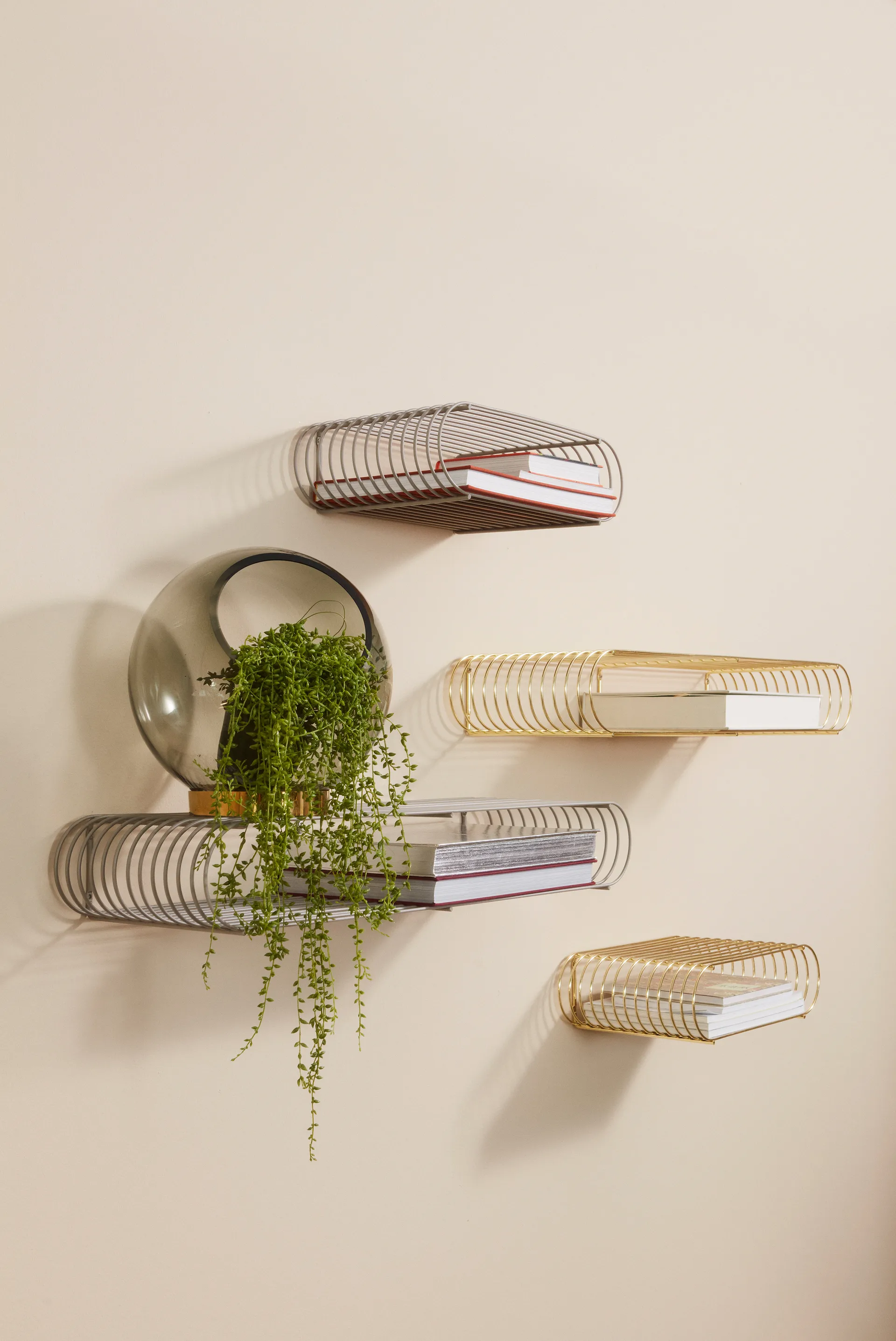 Estante Curva 80,4 cm, Taupe AYTM