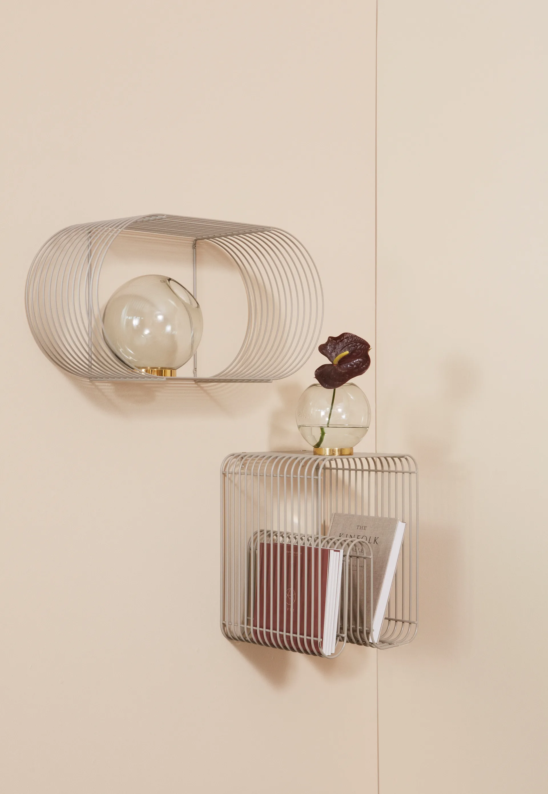 Estantería de pared Curva, Taupe AYTM