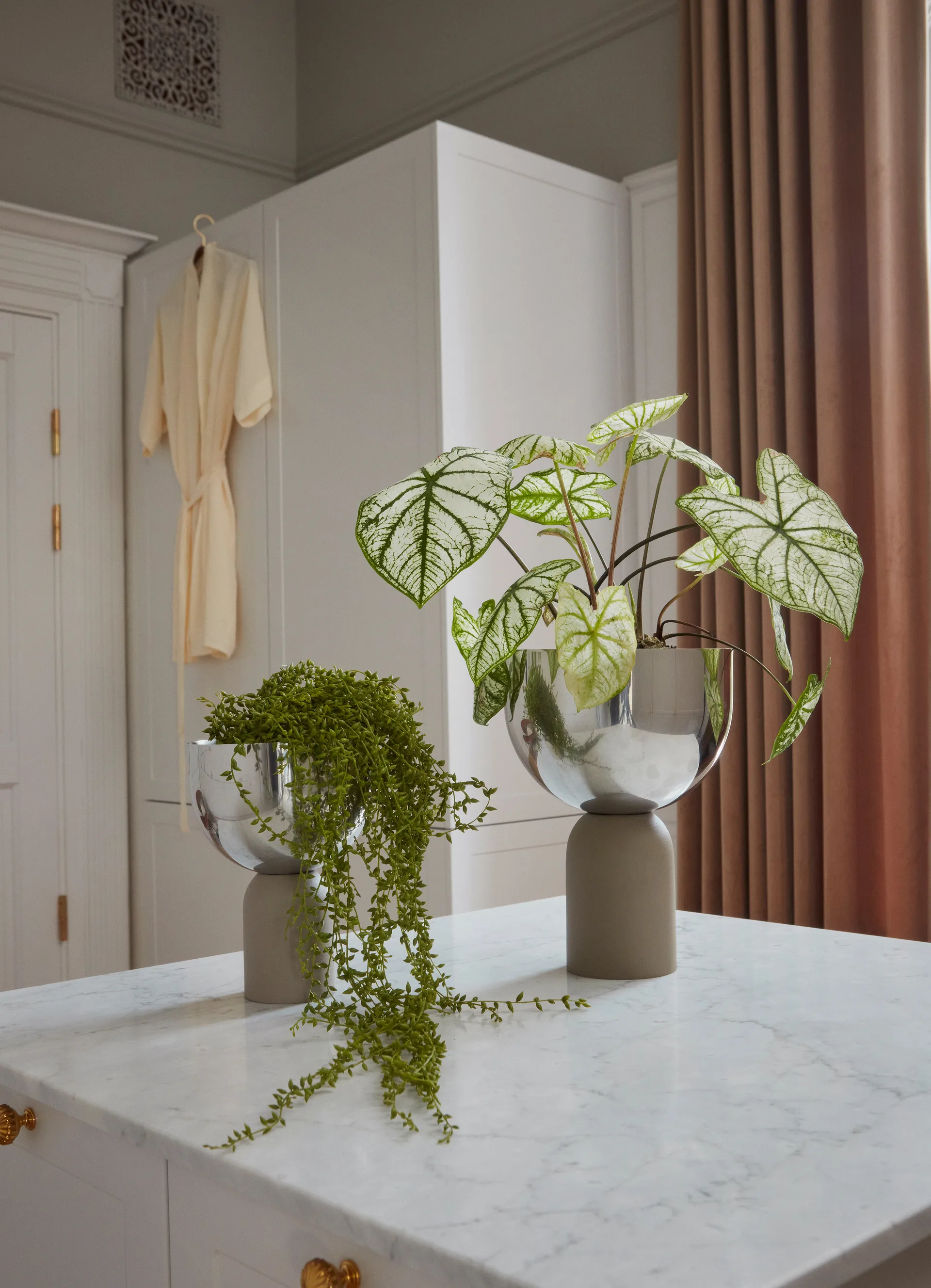 Maceta Torus Ø17 cm, Silver-taupe AYTM