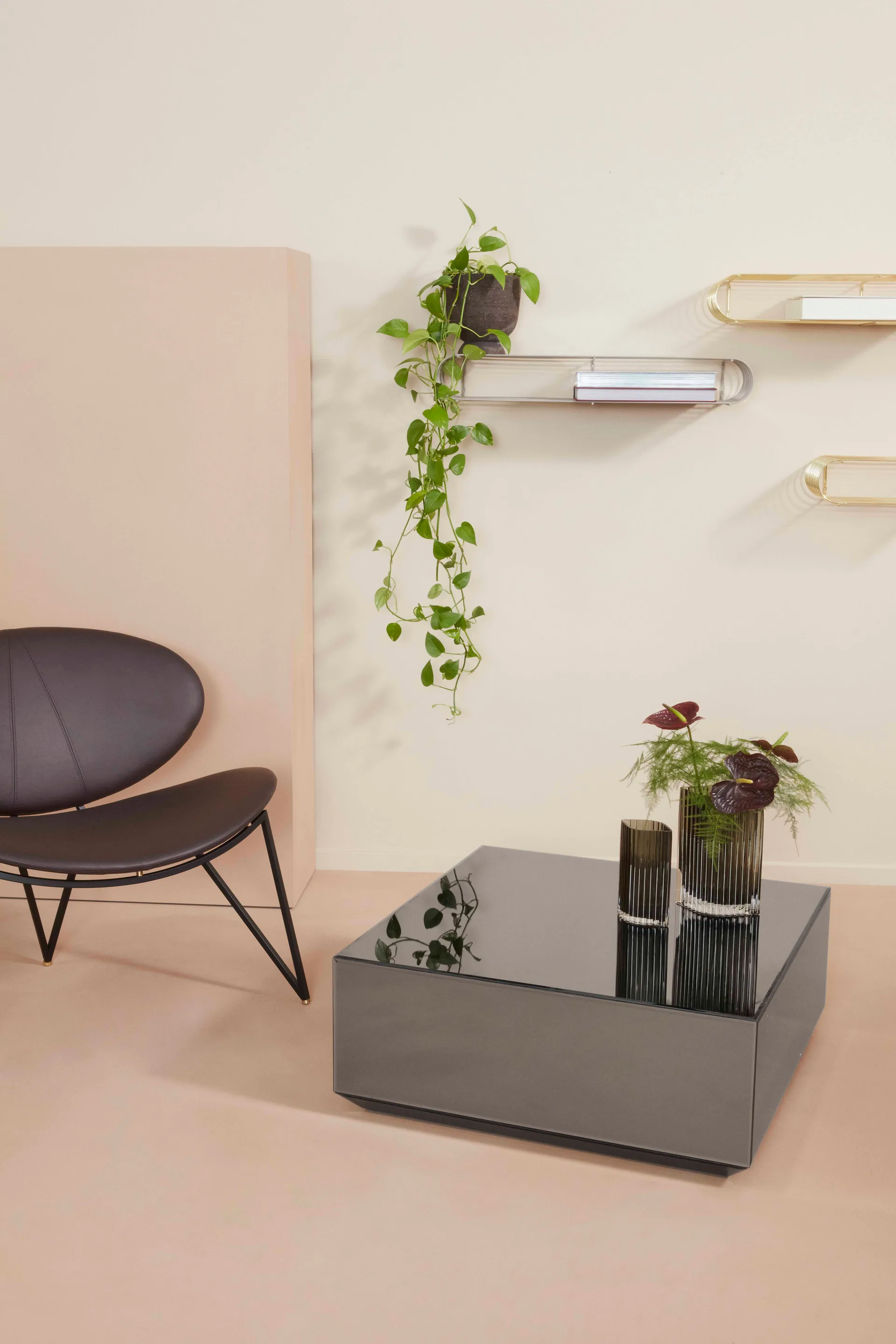 Mesa de centro Speculum de 80x80 cm, Negro AYTM