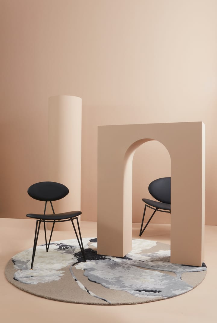 Silla Semper, Black-black AYTM