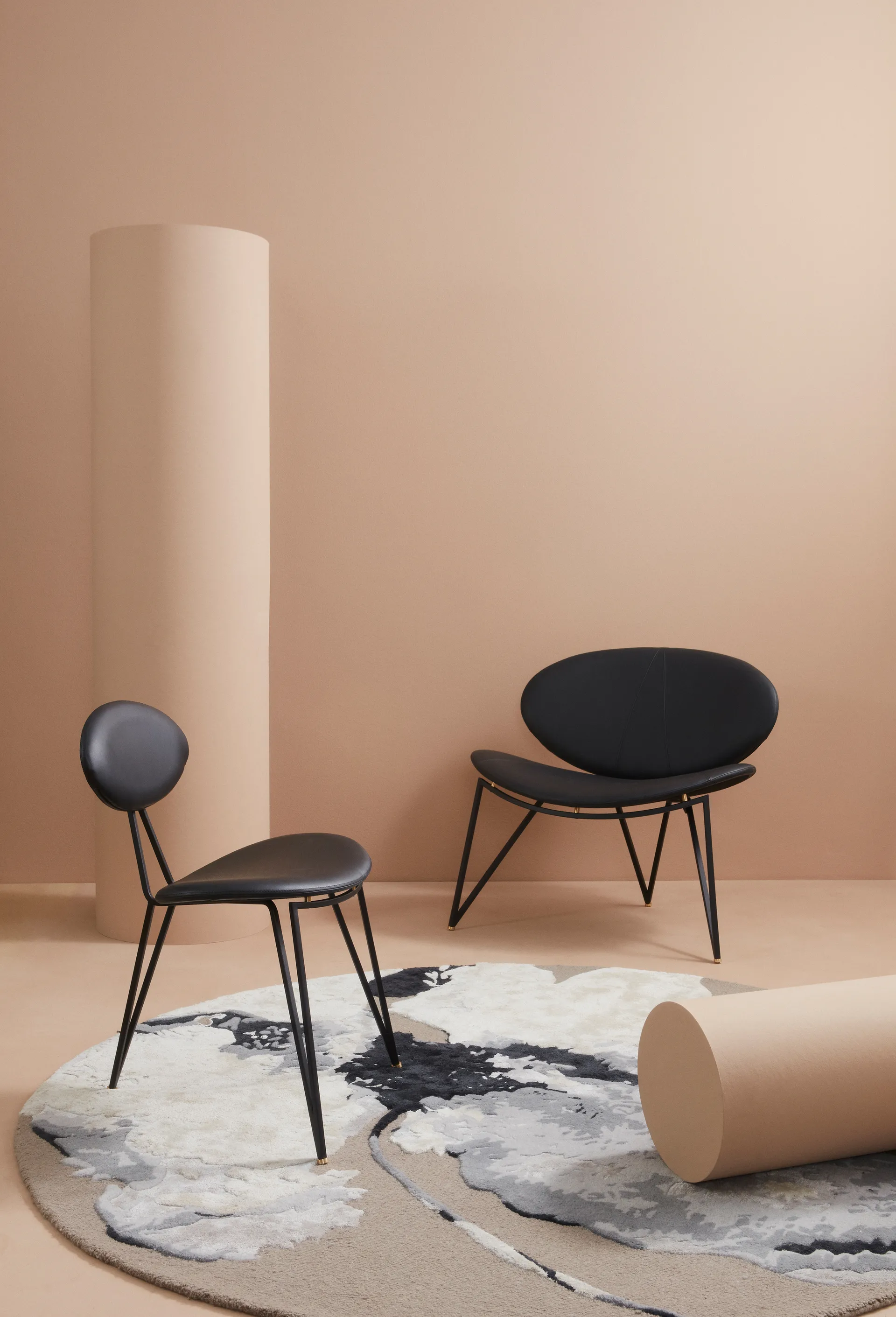 Silla Semper, Black-black AYTM