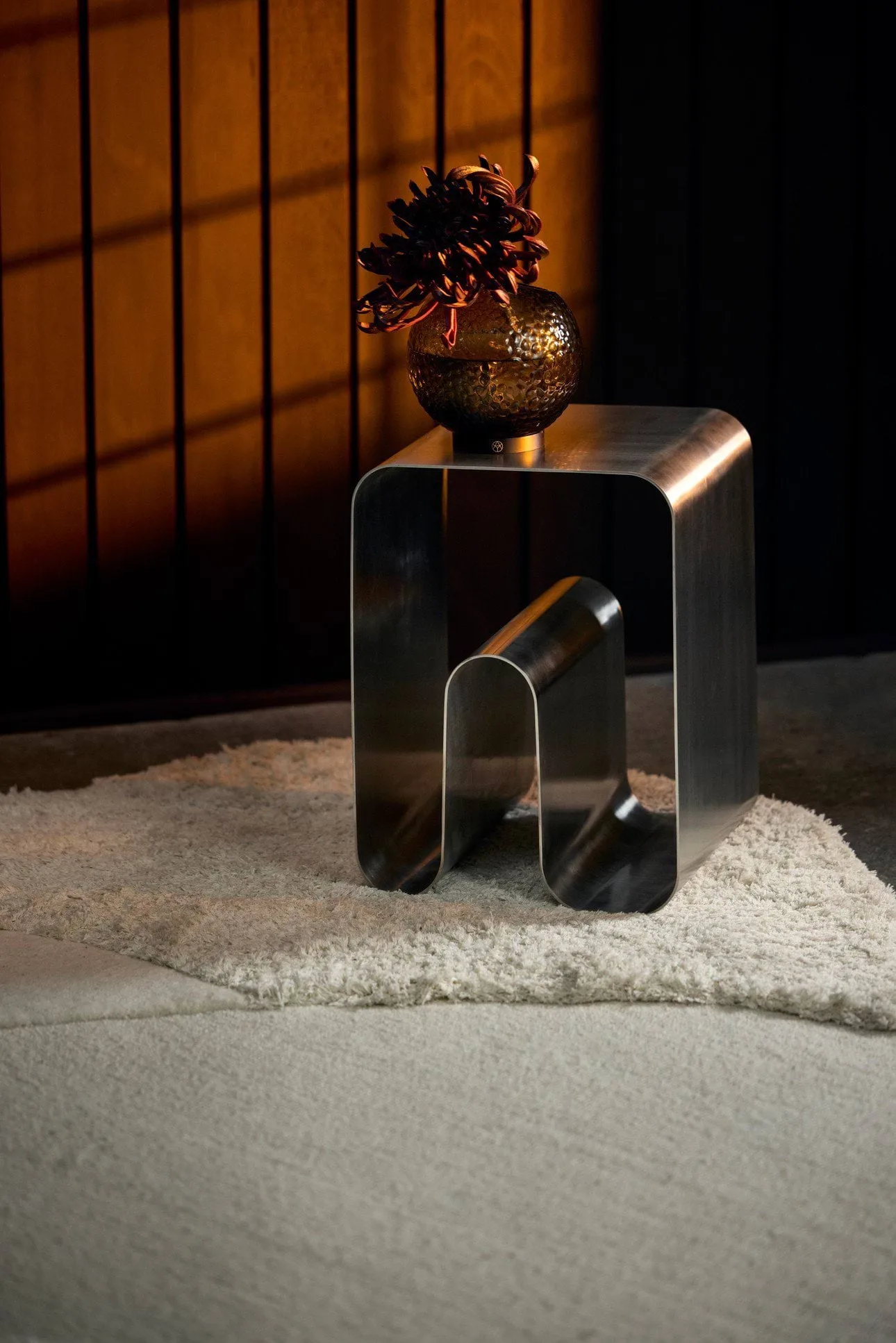 Taburete Curva solid, Silver, 32x32x43,2 cm AYTM