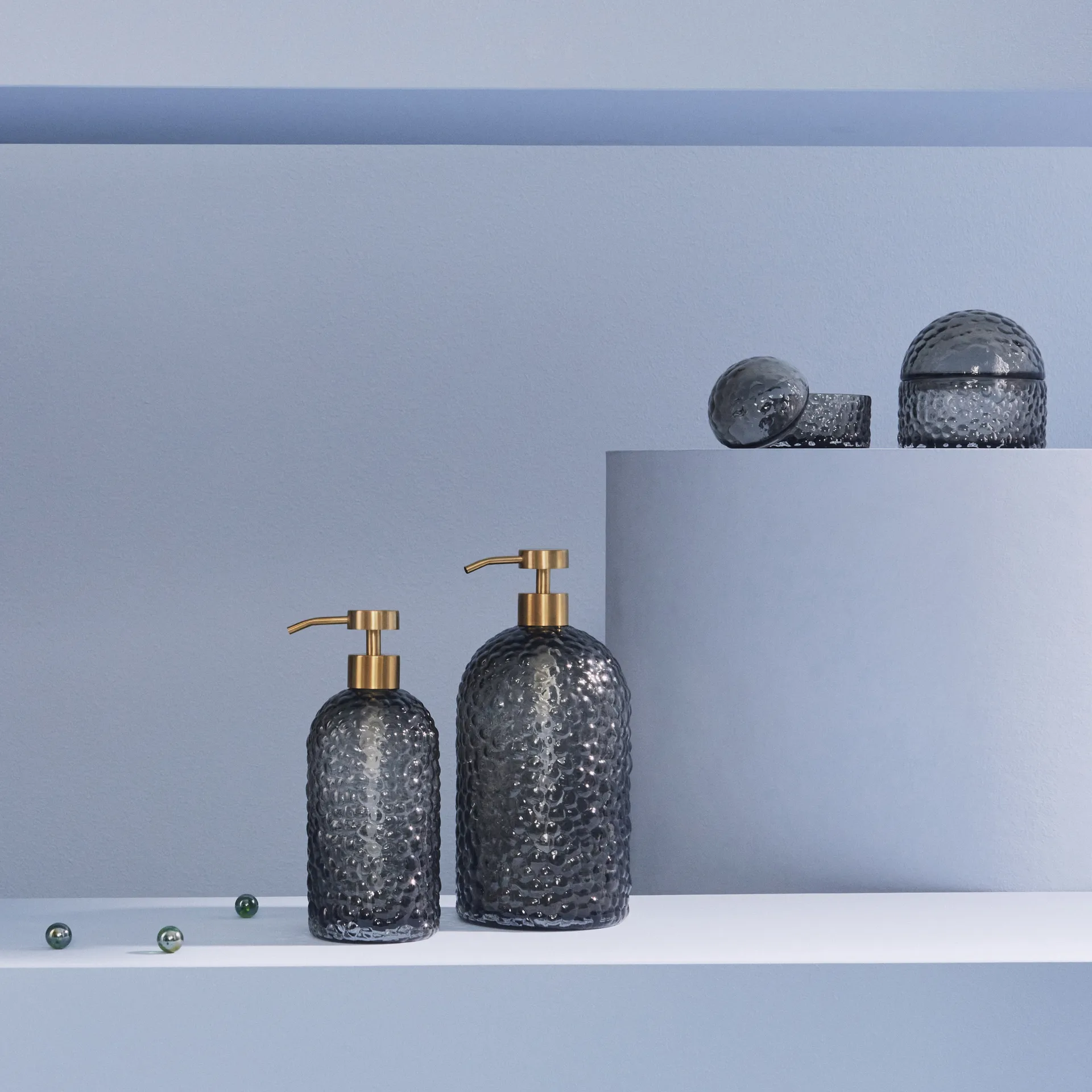 Tarro con tapa Arura 11 cm, negro AYTM