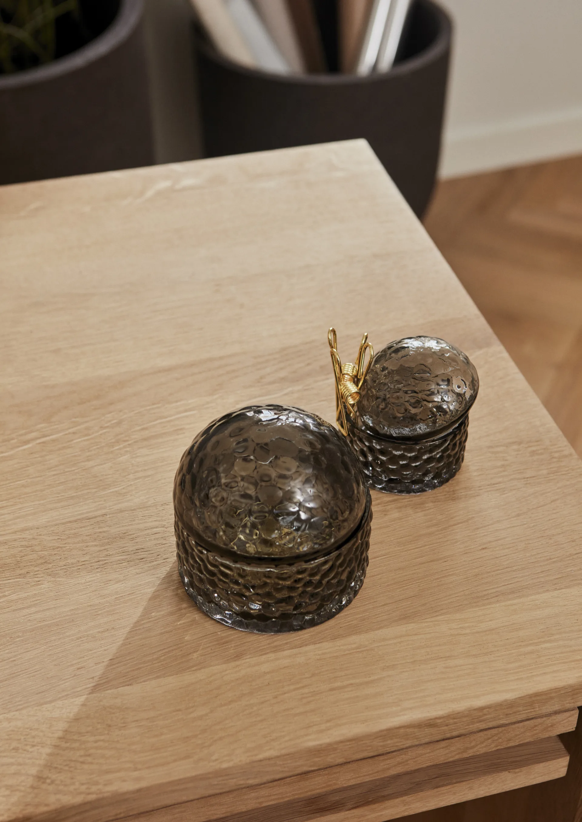 Tarro con tapa Arura 8 cm, negro AYTM