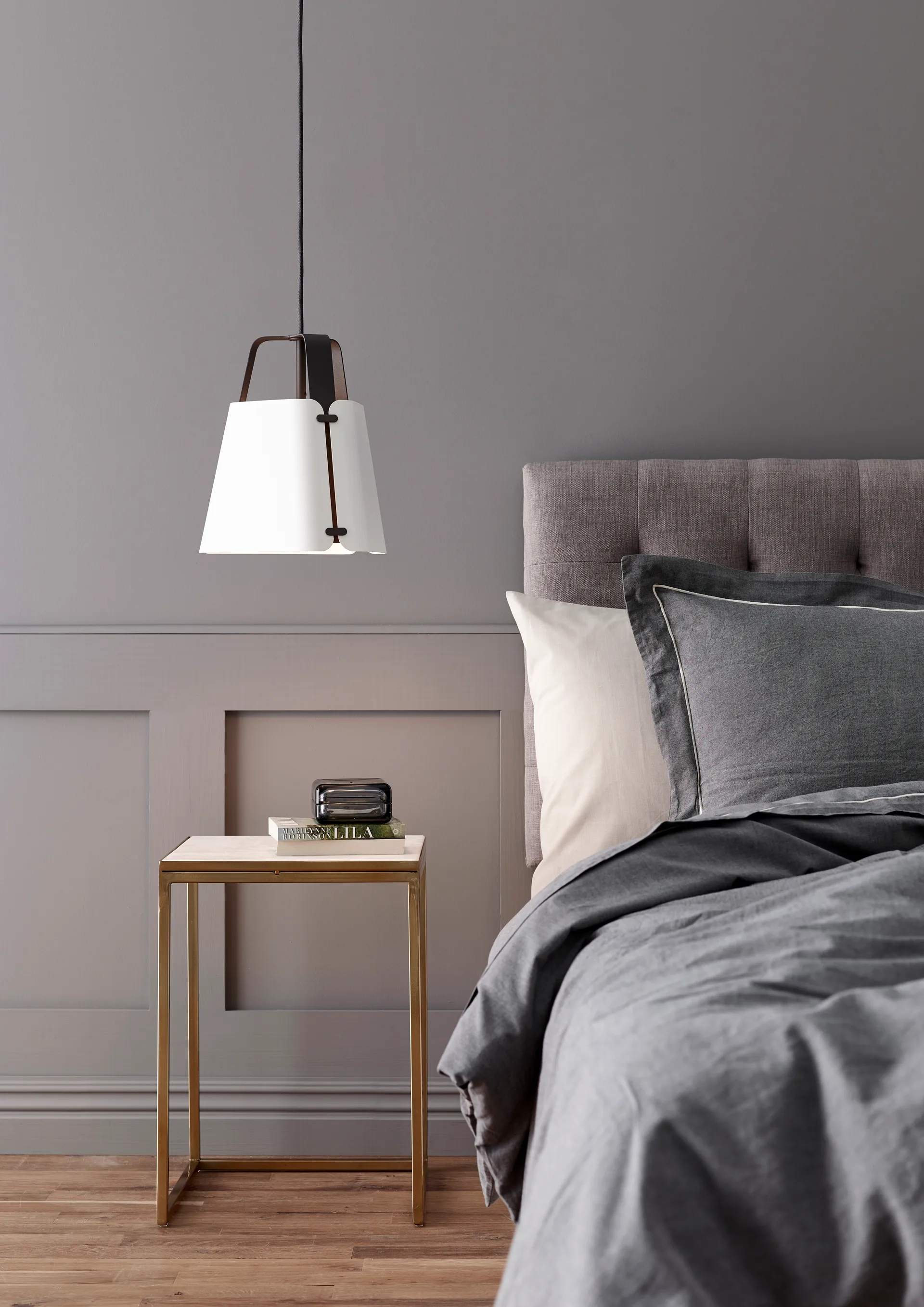 Lámpara colgante Fold Ø34 cm, antracita-estructura blanca Belid