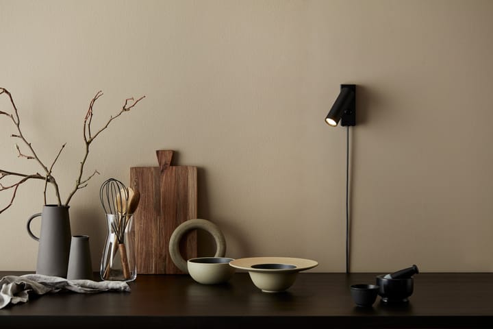 Lámpara de pared Cato Slim, negro mate-LED Belid