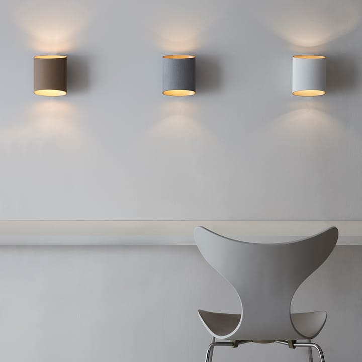 Lámpara de pared Sinne, blanco-latón Belid