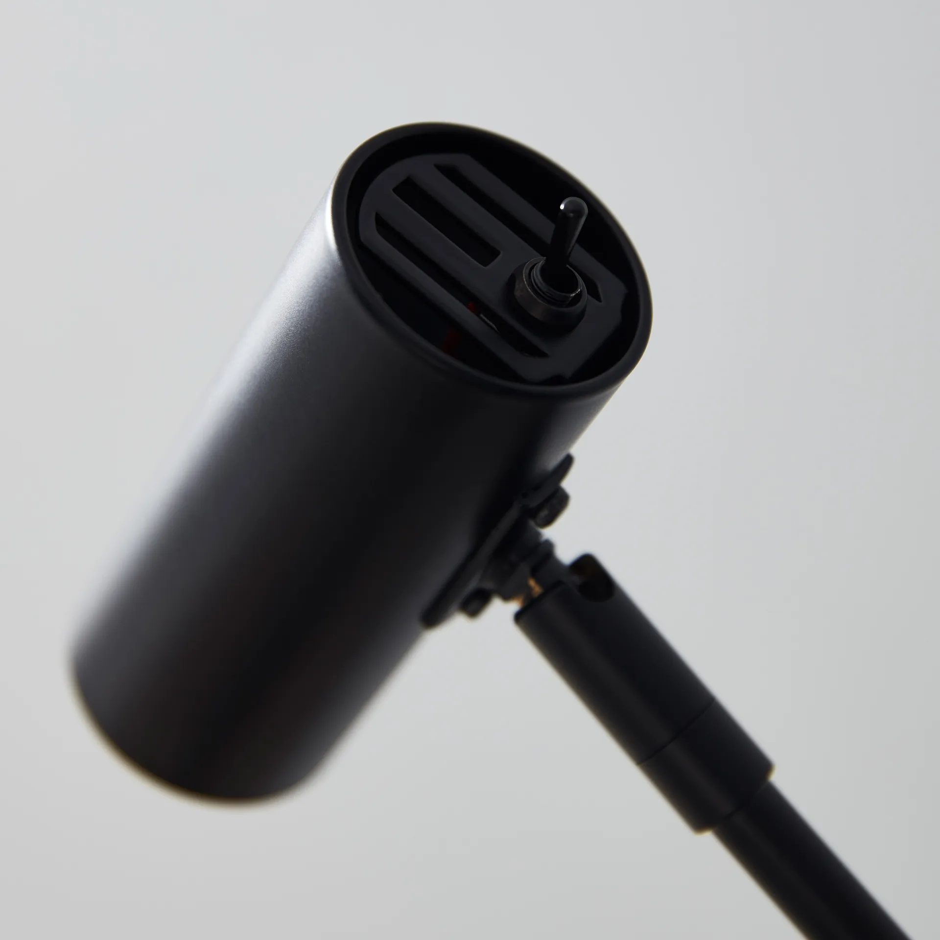 Lámpara de pie Cato, negro Belid