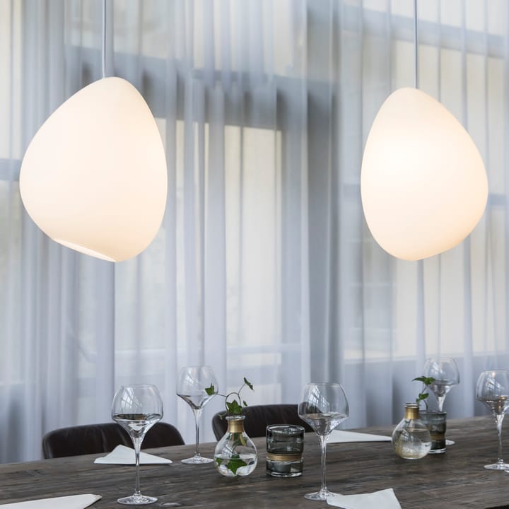 Ocean Lámpara de techo vidrio opal, cable textil blanco Belid