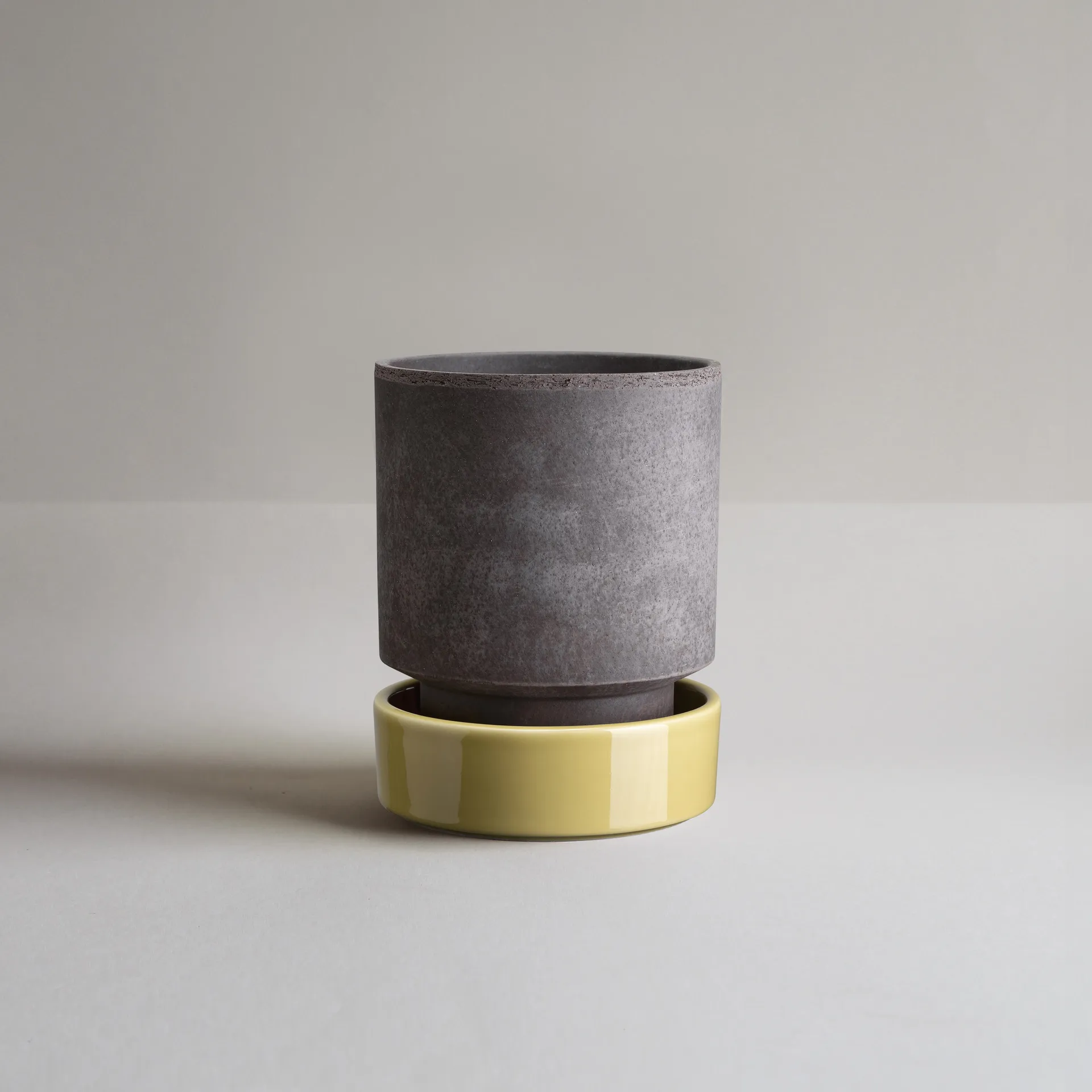 Maceta Hoff, Ø16 cm, Raw Grey-Pale Yellow Bergs Potter
