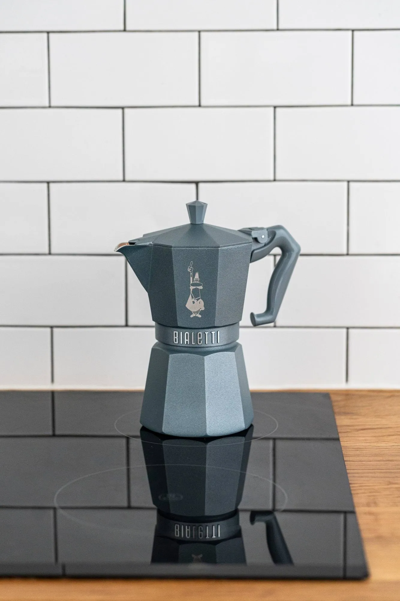Cafetera italiana Bialetti Exclusive Inducción, Gris, 6 tazas Bialetti