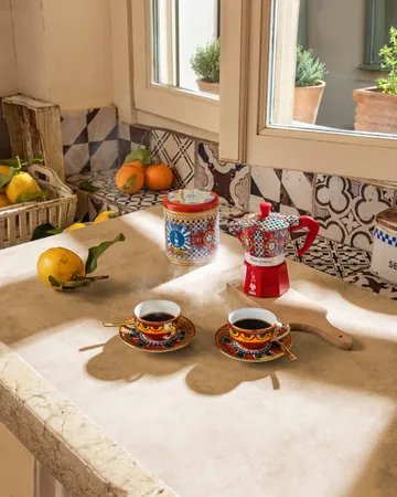 Cafetera italiana Bialetti x Dolce & Gabbana - Carreta siciliana, 6 tazas - Bialetti