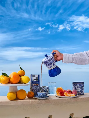 Cafetera italiana de inducción Bialetti x Dolce & Gabbana - Mediterraneo, 4 tazas - Bialetti