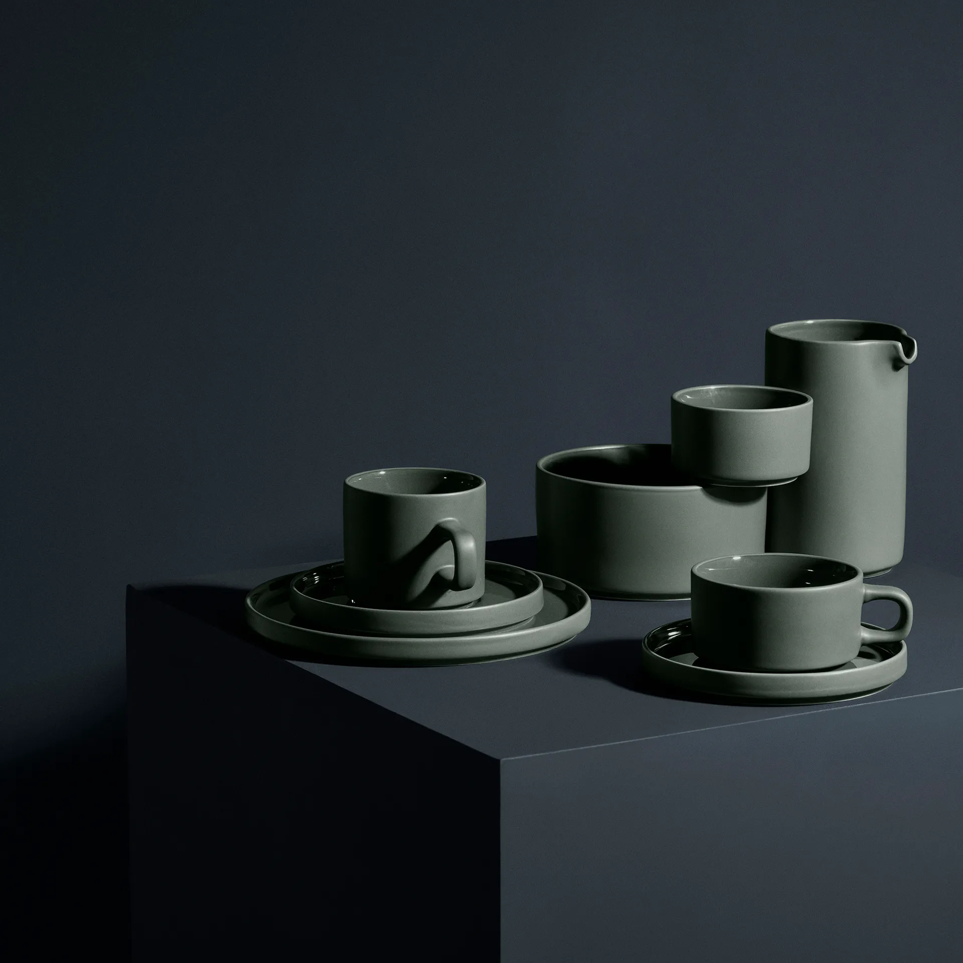 2 Tazas de té con plato Pilar, Pewter blomus
