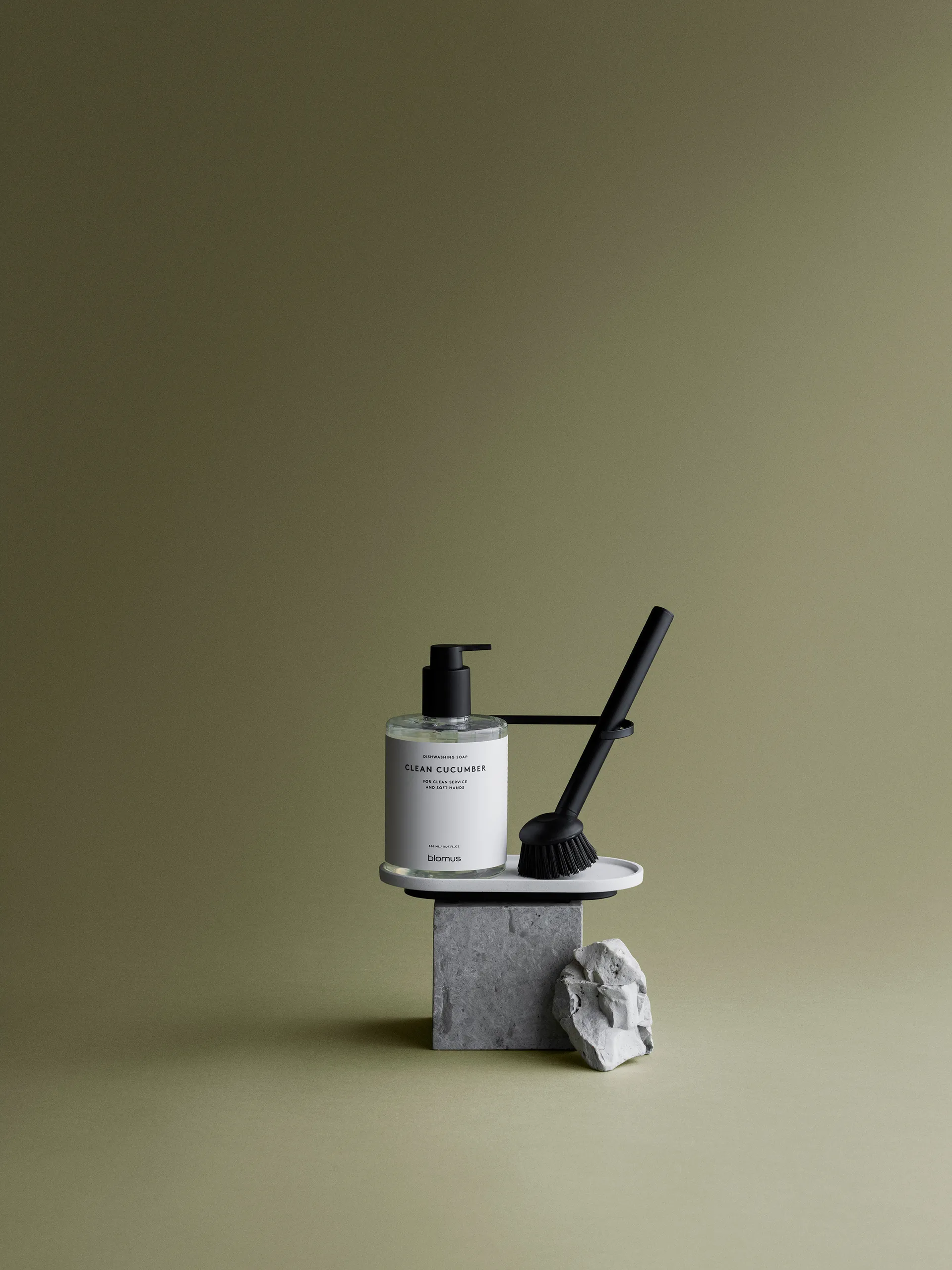 Cepillo para platos Arja, Negro blomus