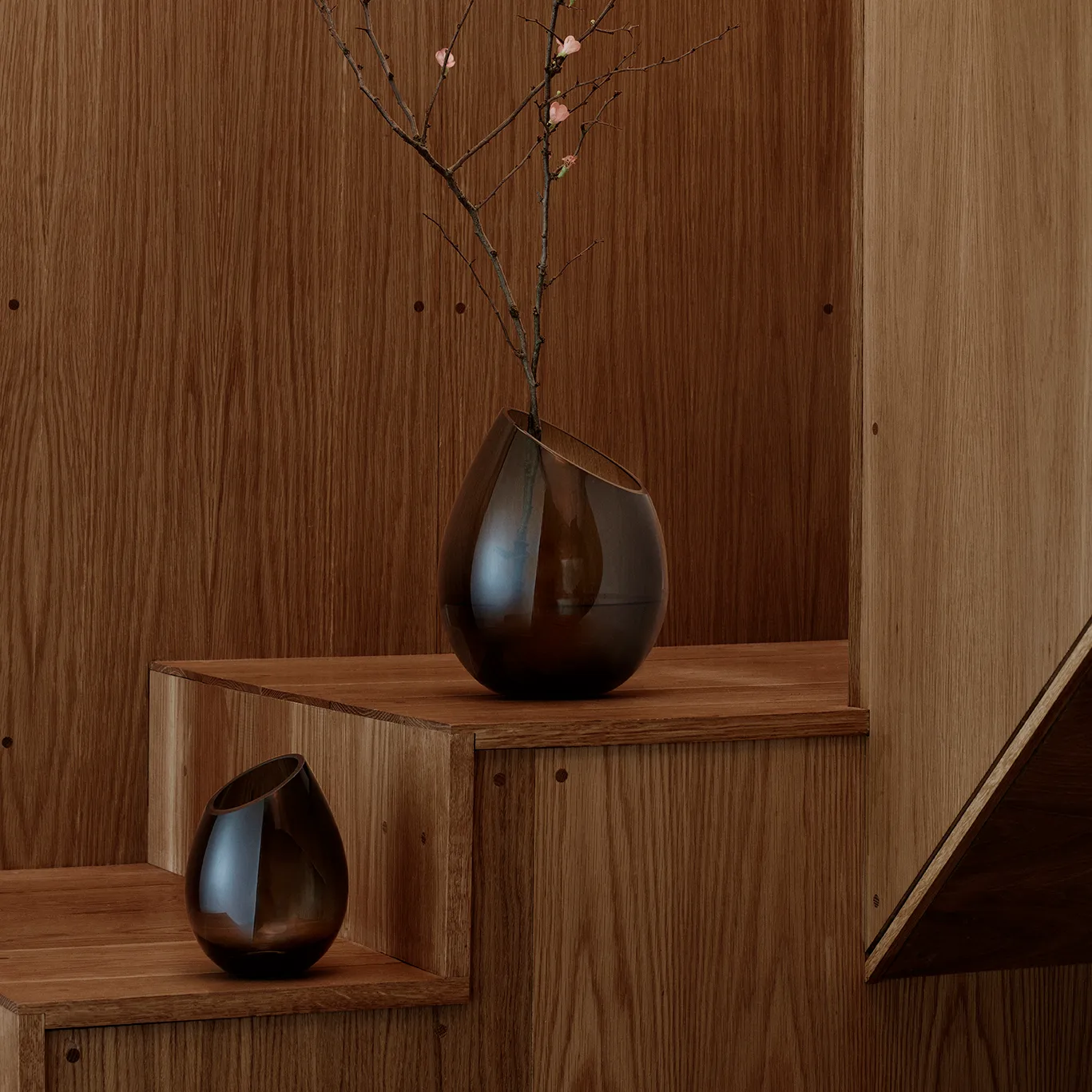 Jarrón Drop pequeño, Coffee blomus