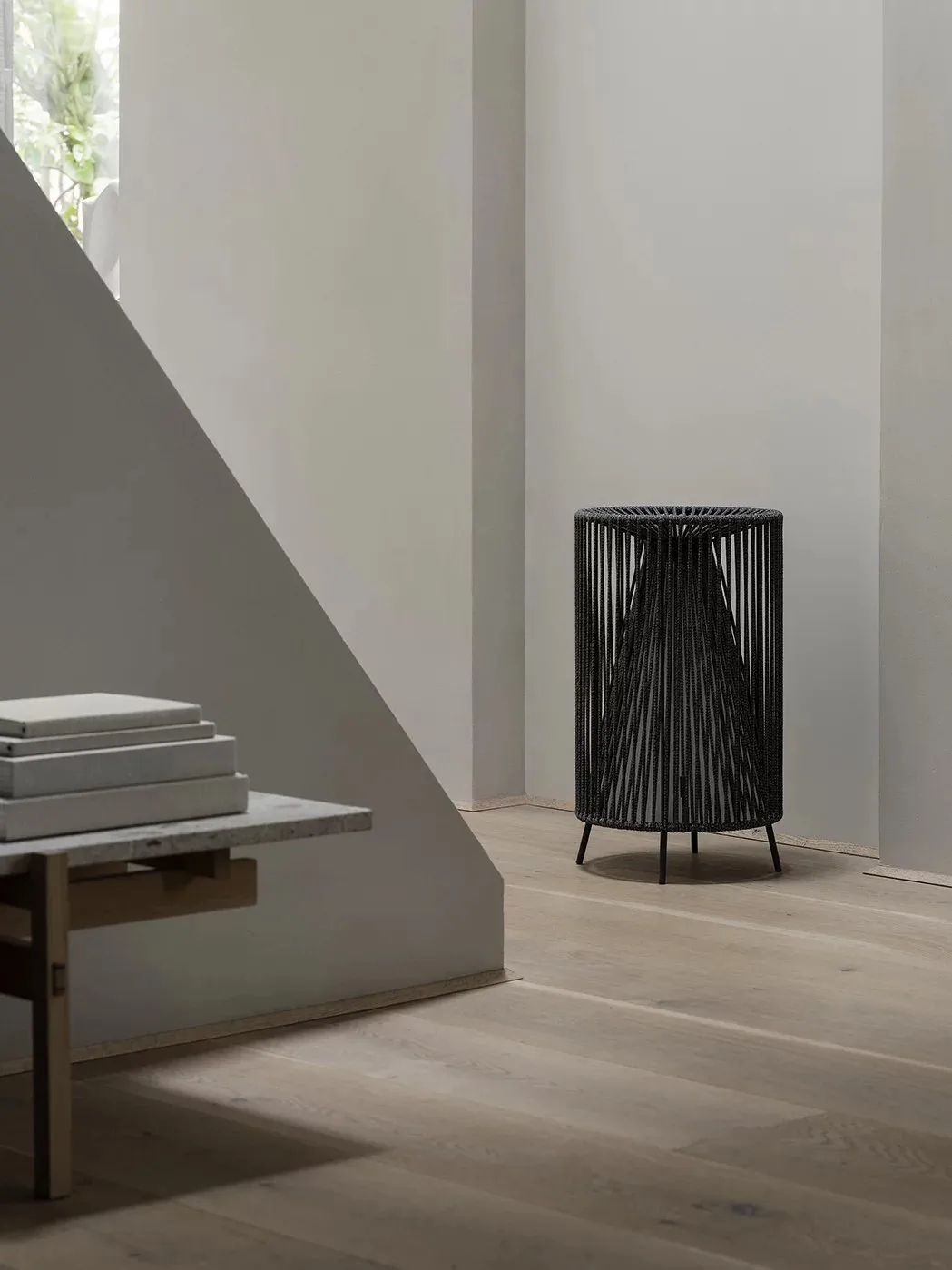 Lámpara LED móvil Rope, Carbón blomus