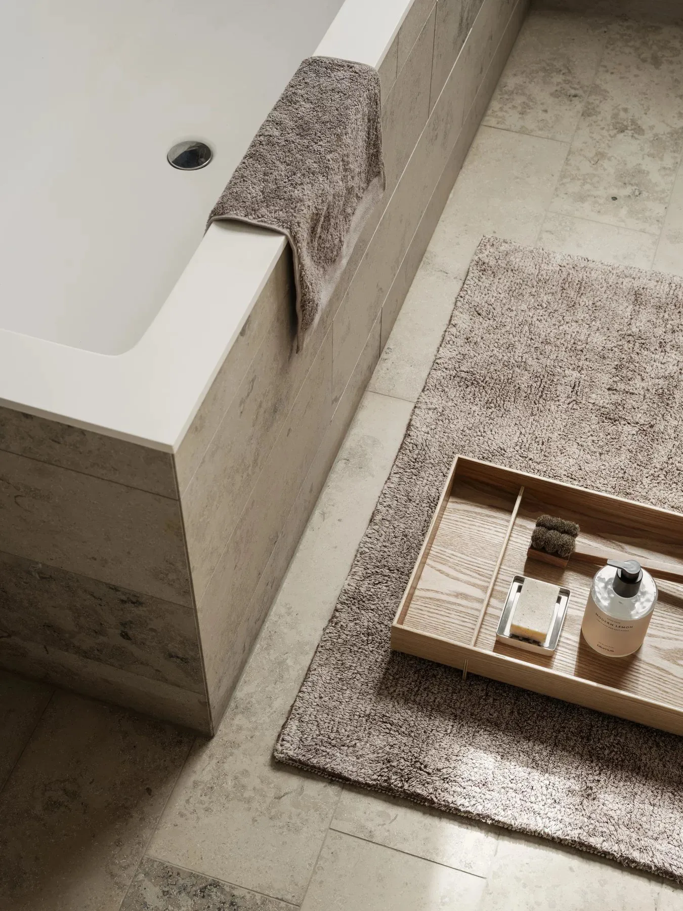 Recambio de jabón de manos Satomi 1000 ml, Modern Lemon blomus