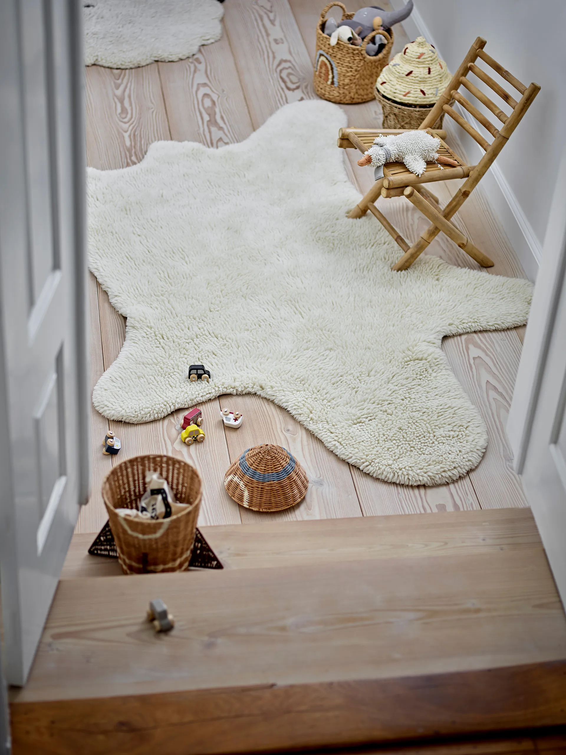 Alfombra de lana Bear 200x140 cm, Blanco Bloomingville