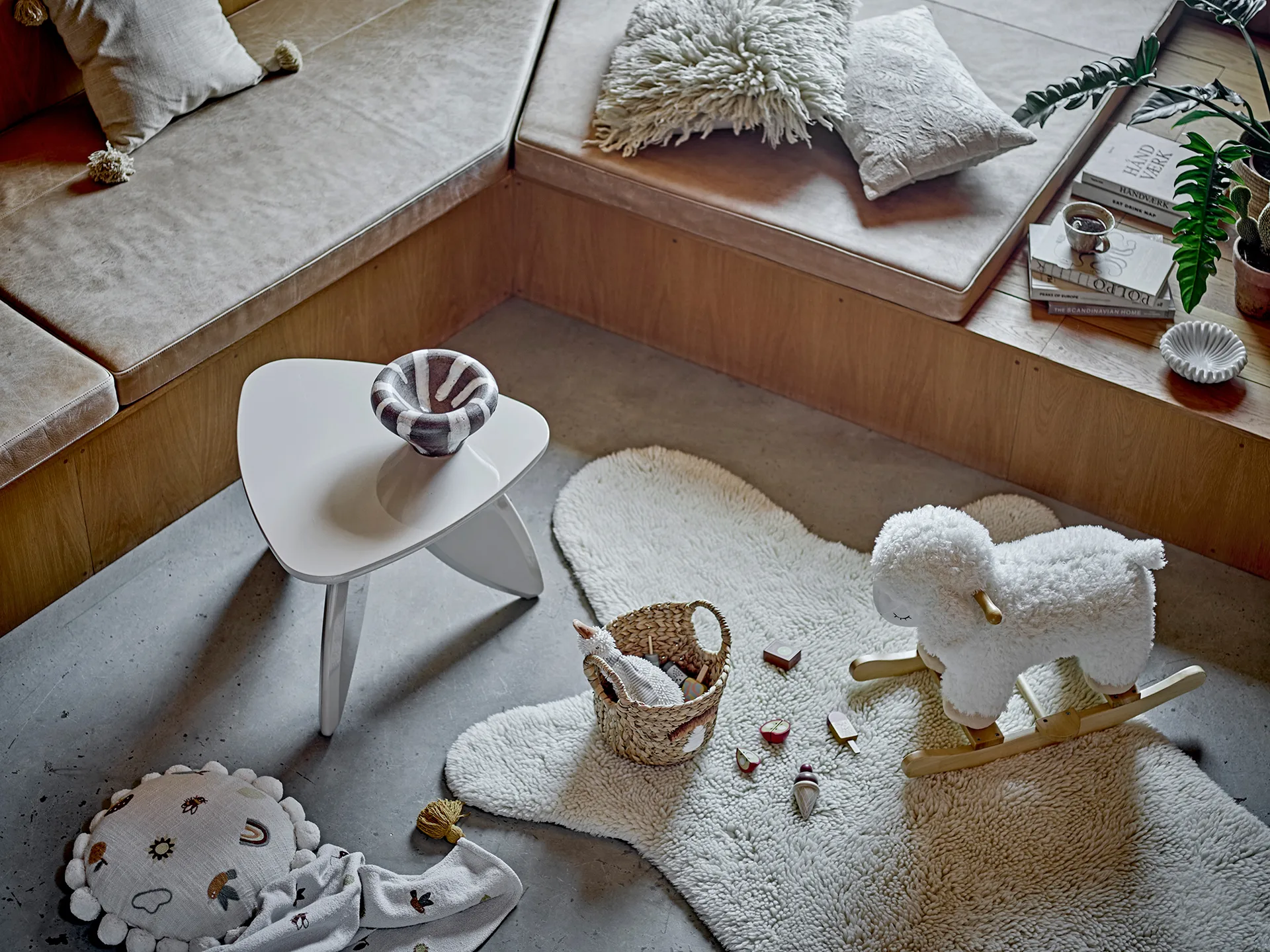 Alfombra de lana Bear 200x140 cm, Blanco Bloomingville