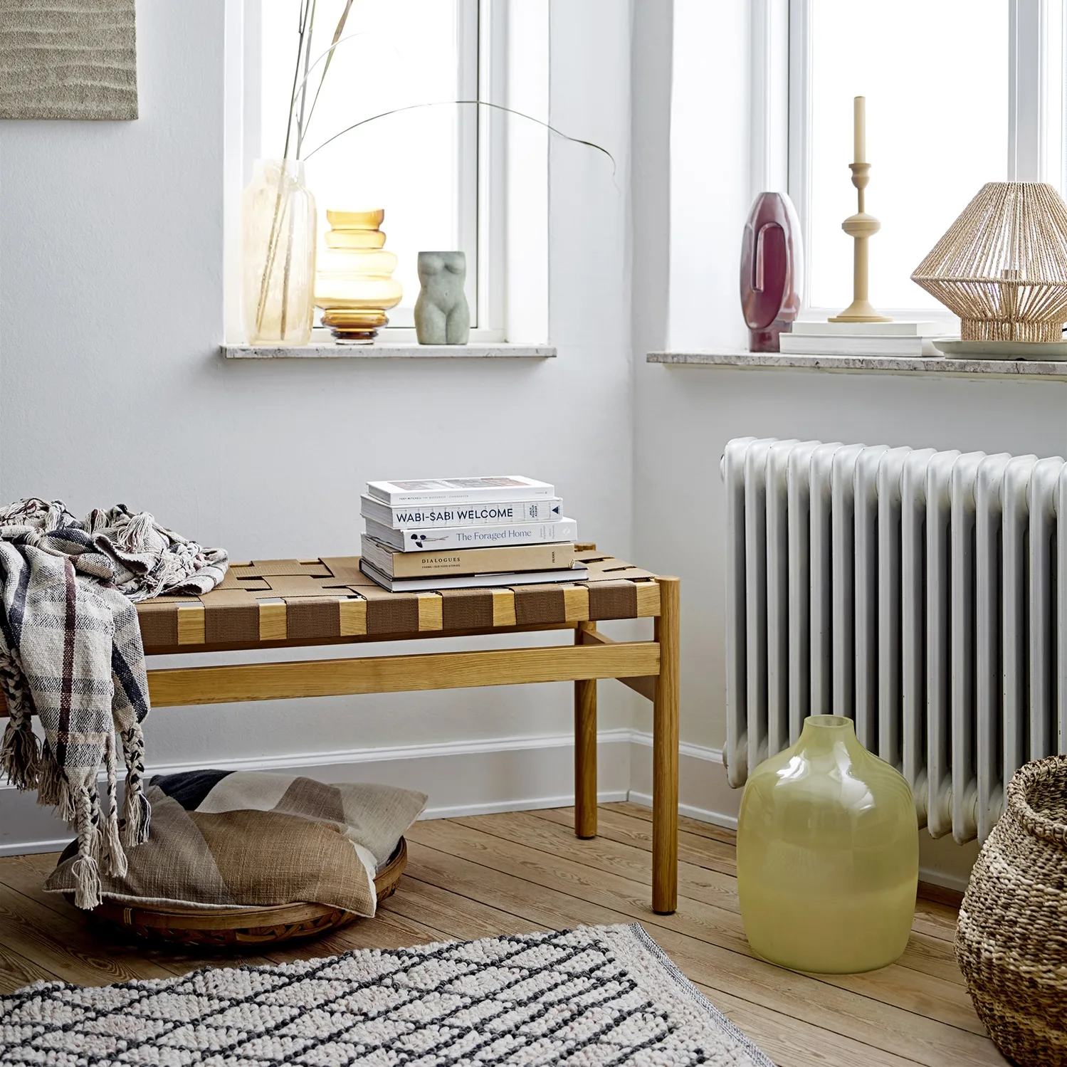 Banco Roel, Roble Bloomingville