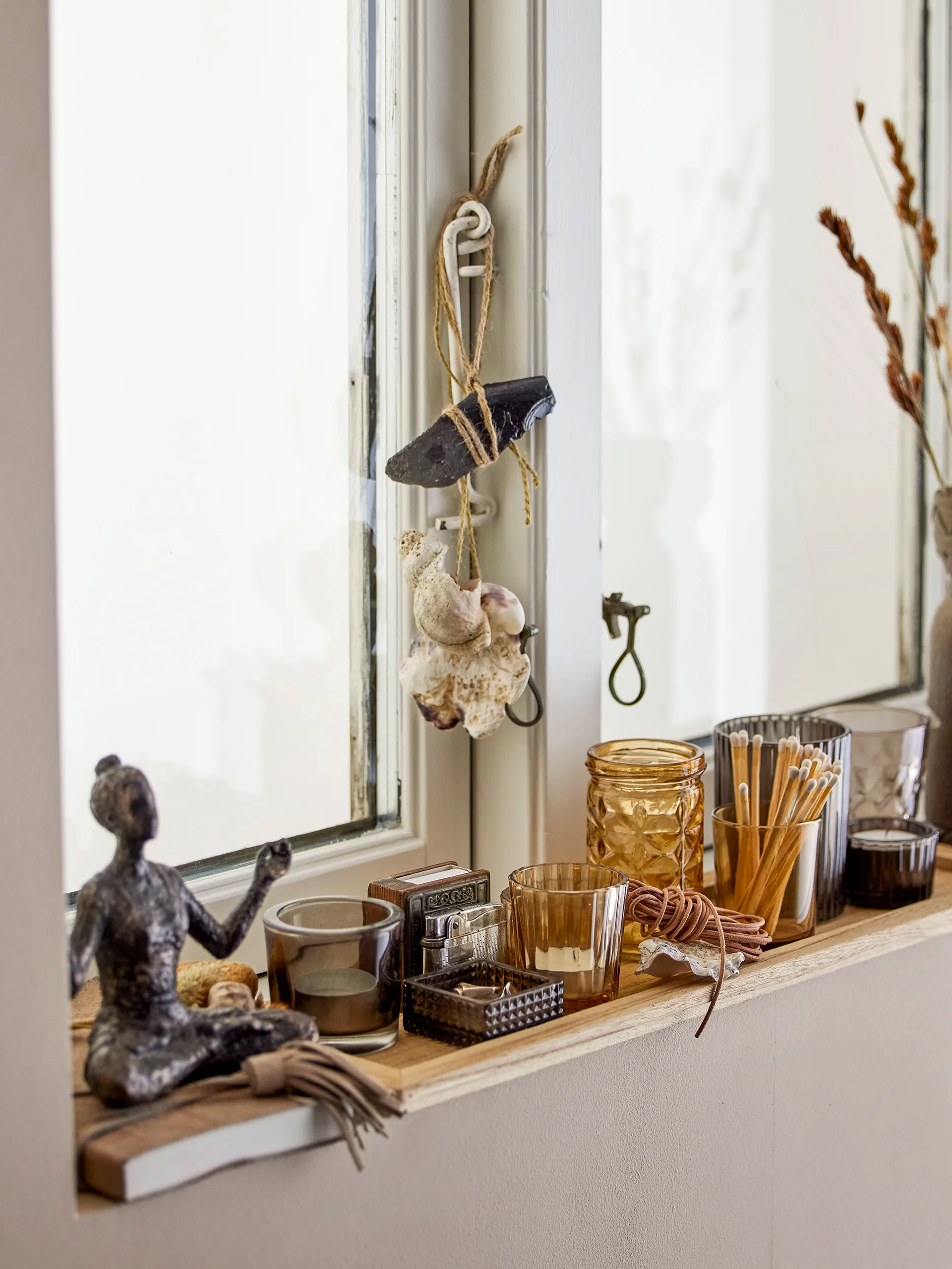 Bandeja Sanga con portavelas 10 piezas, Marrón Bloomingville