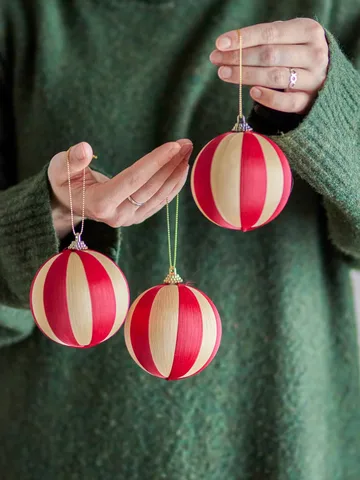 Bola de Navidad Wynn - Rojo, 3-pack, Ø8 cm - Bloomingville