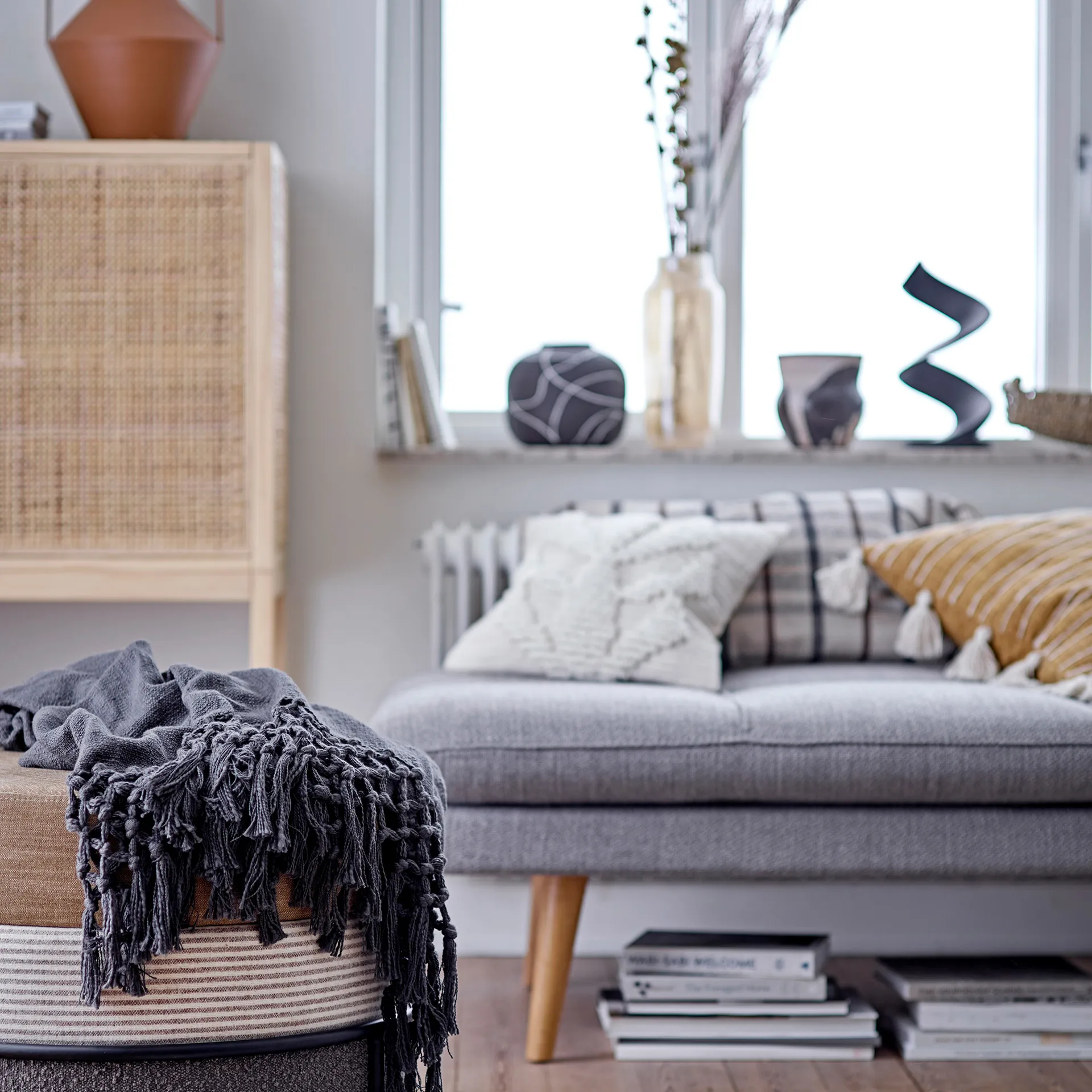 Escultura Siele Deco 32 cm, negro Bloomingville