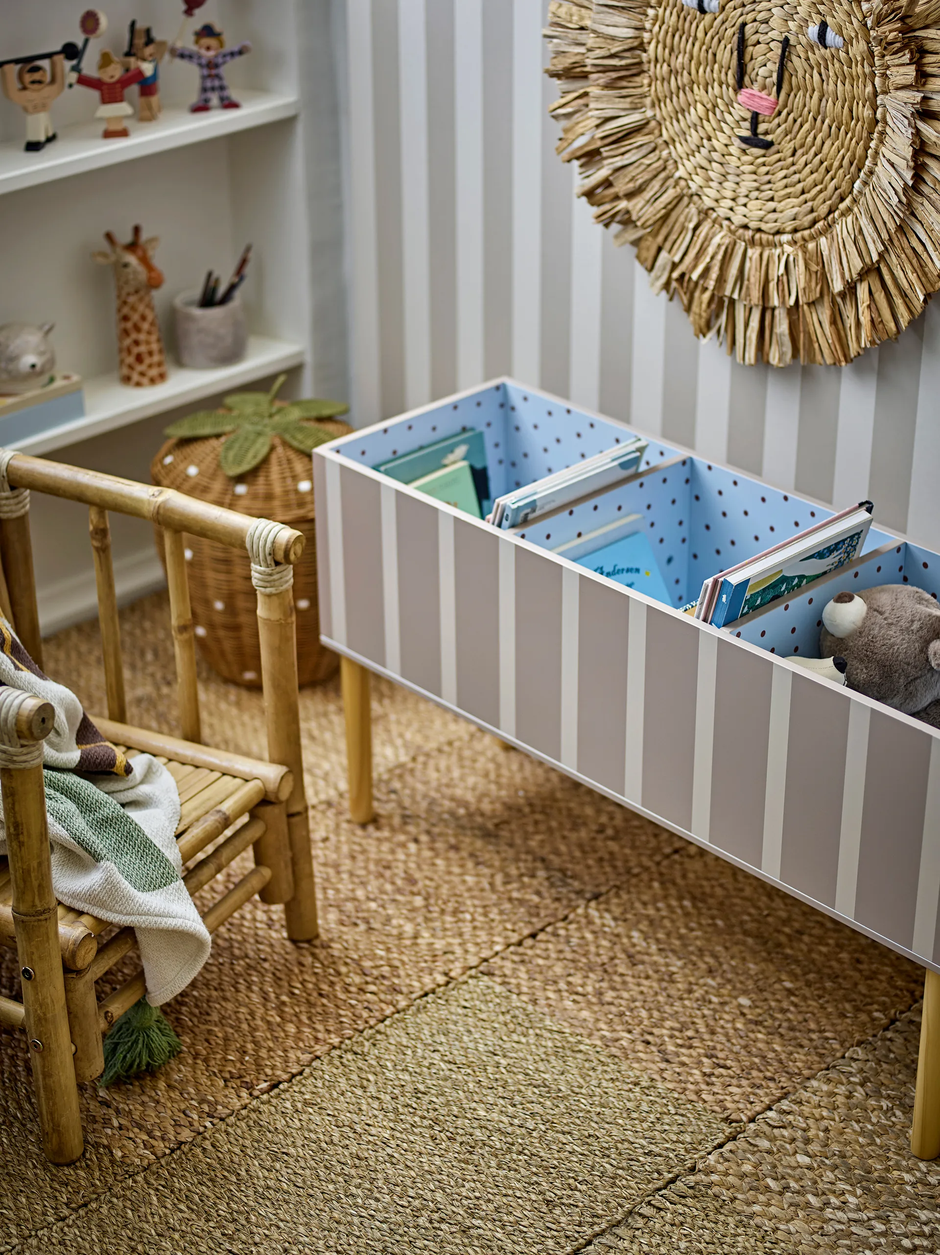 Estantería para libros Salam 90x50 cm, Marrón Bloomingville