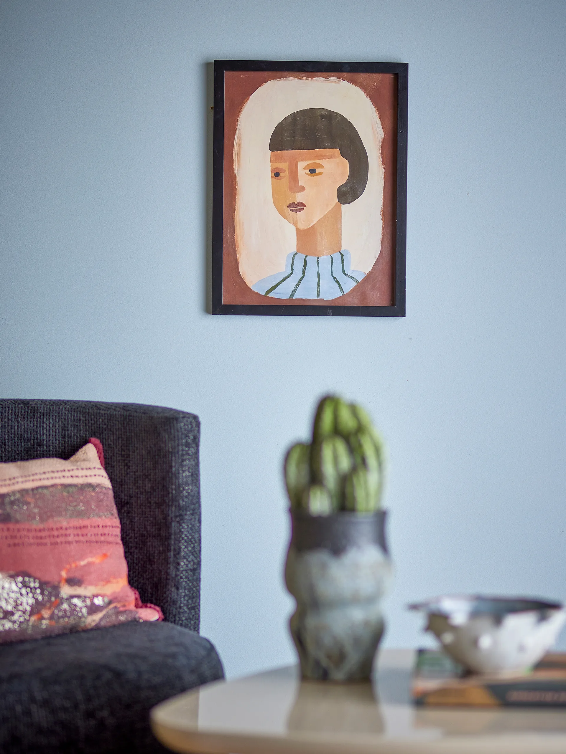 Ilustración Amanda con marco 32x42 cm, Marrón Bloomingville