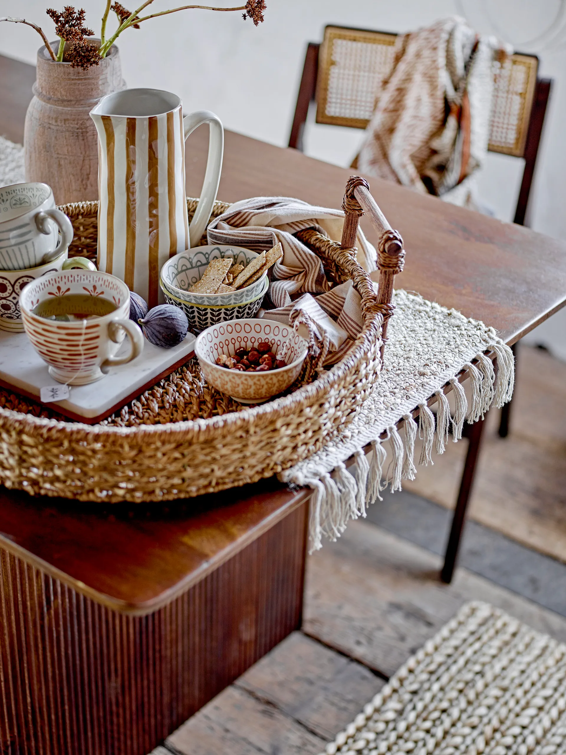 Jarra Begonia gres 23,5 cm, rayas marrones Bloomingville