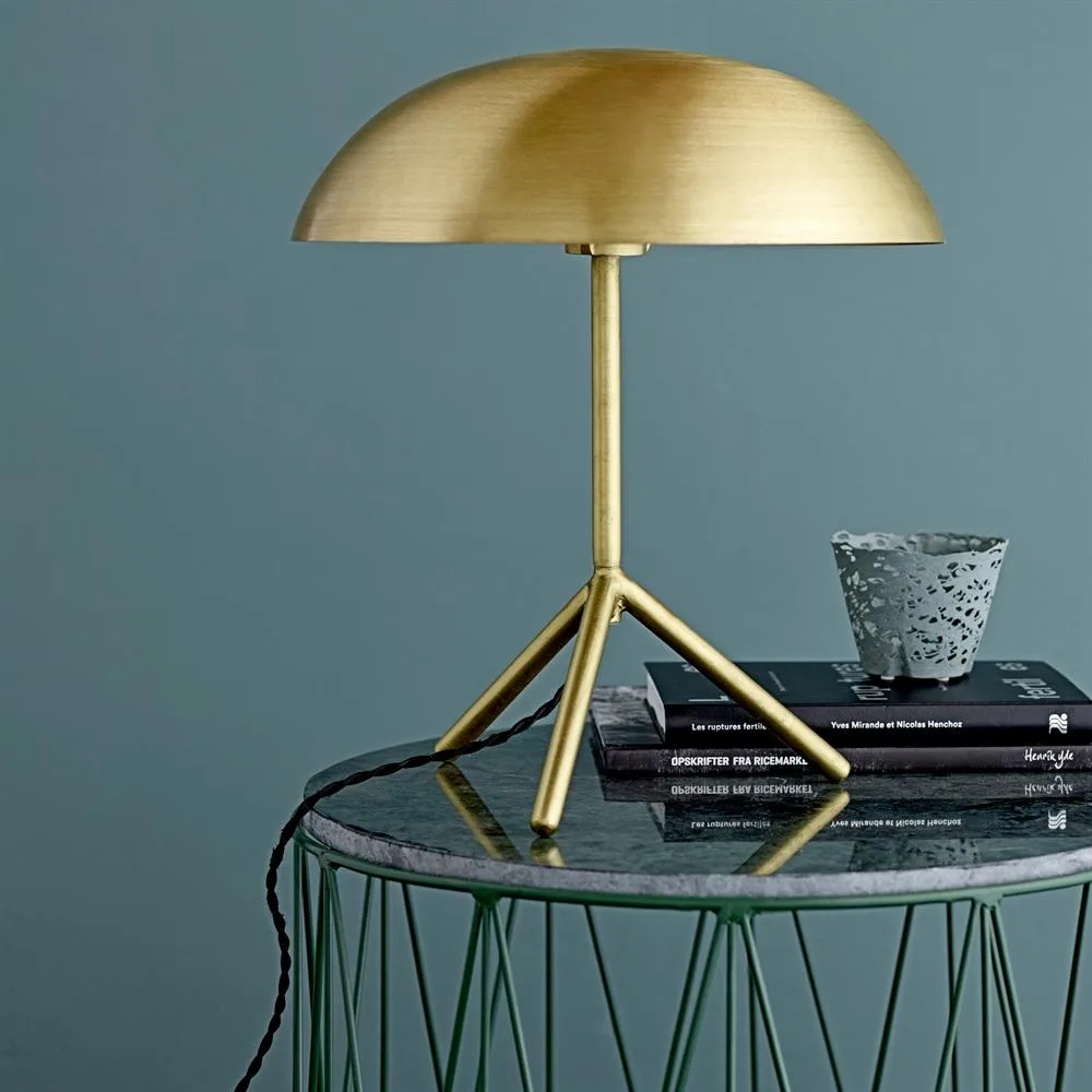 Lámpara de mesa Bloomingville con trípode, oro Bloomingville