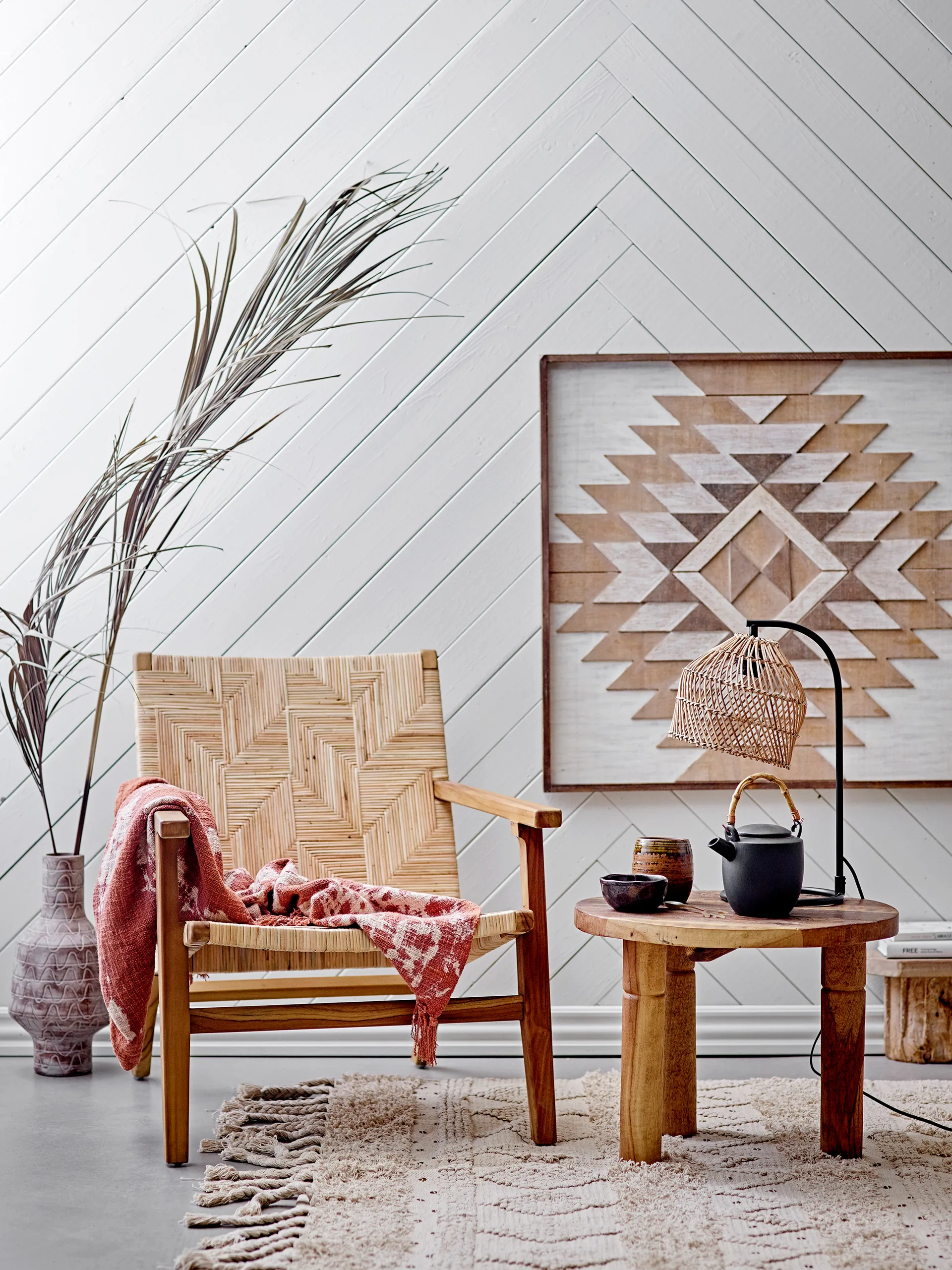 Lámpara de mesa Leia ratán, Natural-negro Bloomingville