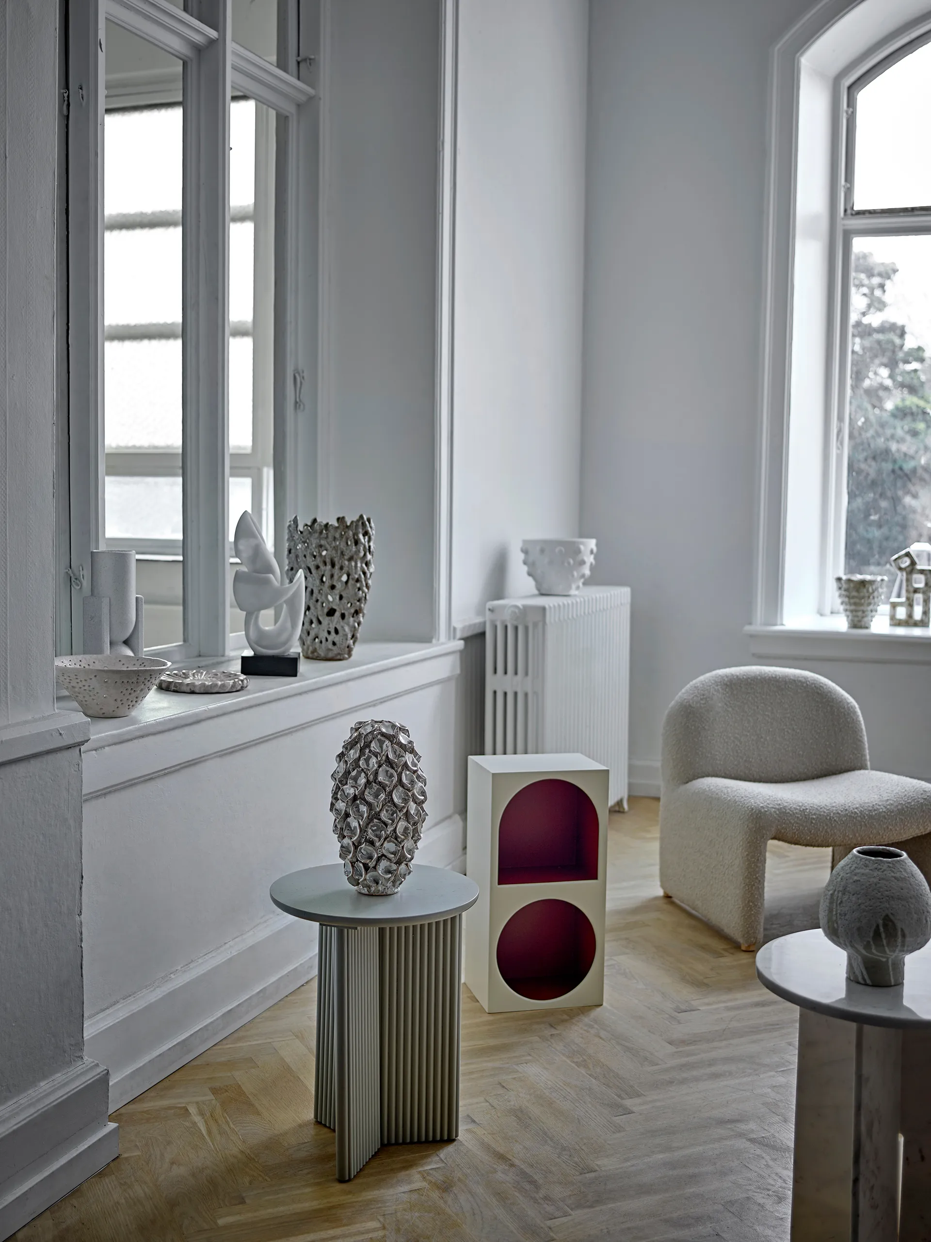 Mesa auxiliar Edith Ø40 cm, Blanco Bloomingville