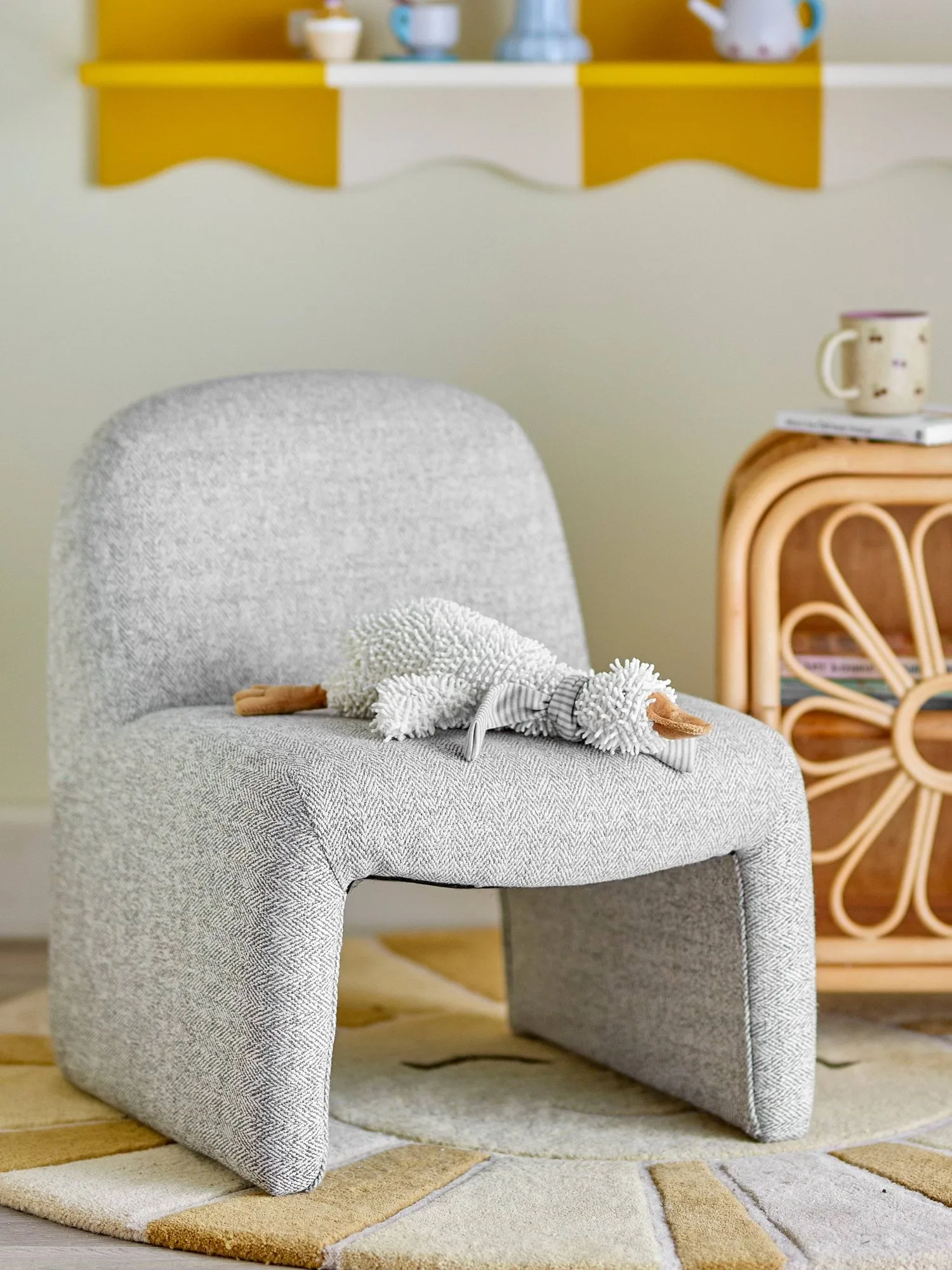 Neel silla, Grey Bloomingville