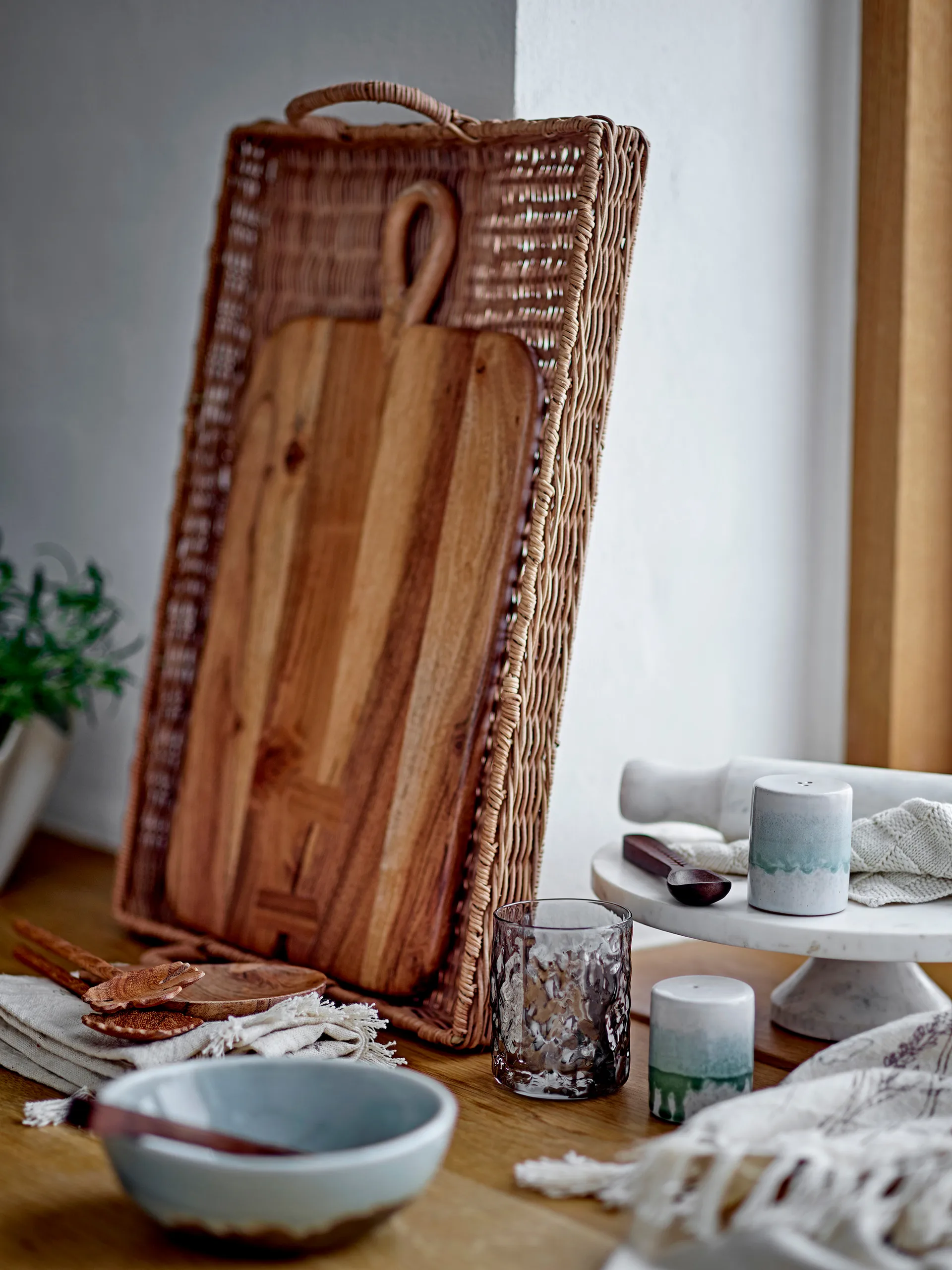 Plato de tarta Fenya Ø30x9 cm, White marble Bloomingville