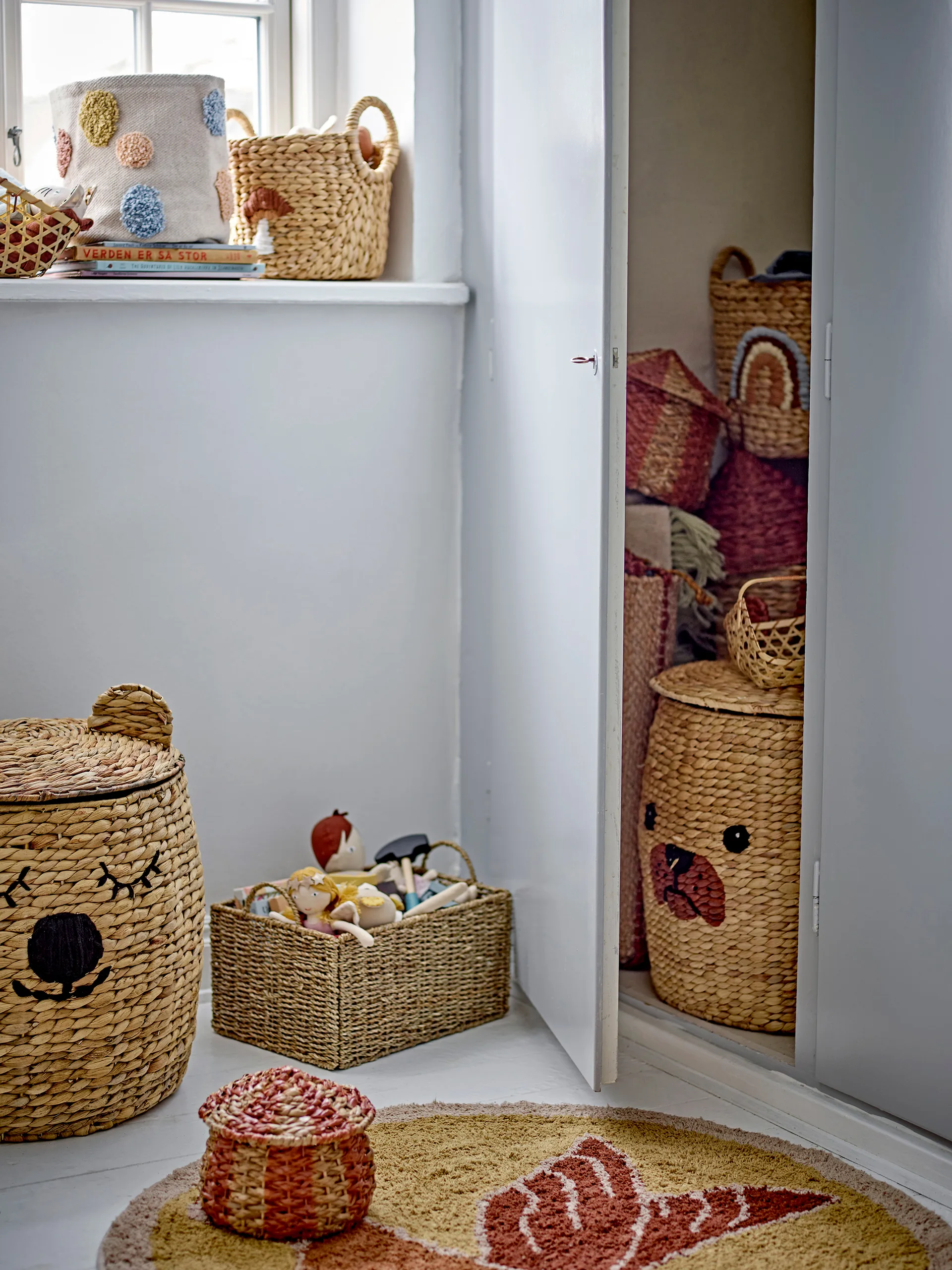 Set de 2 cestas con asa Agnes, Arcoíris-seta Bloomingville