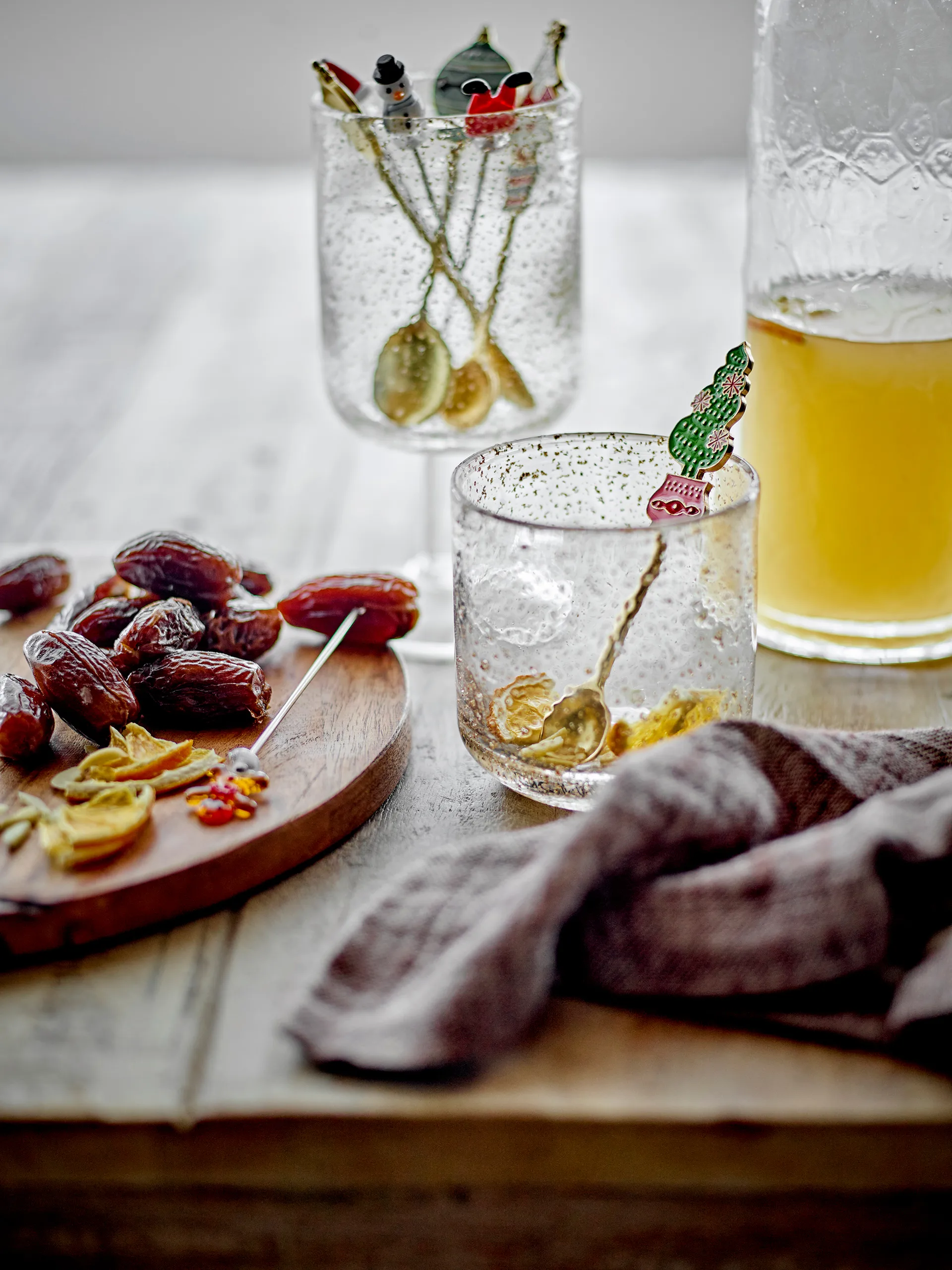 Tenedores para cóctel Feliz 4 piezas, Blanco-rojo Bloomingville