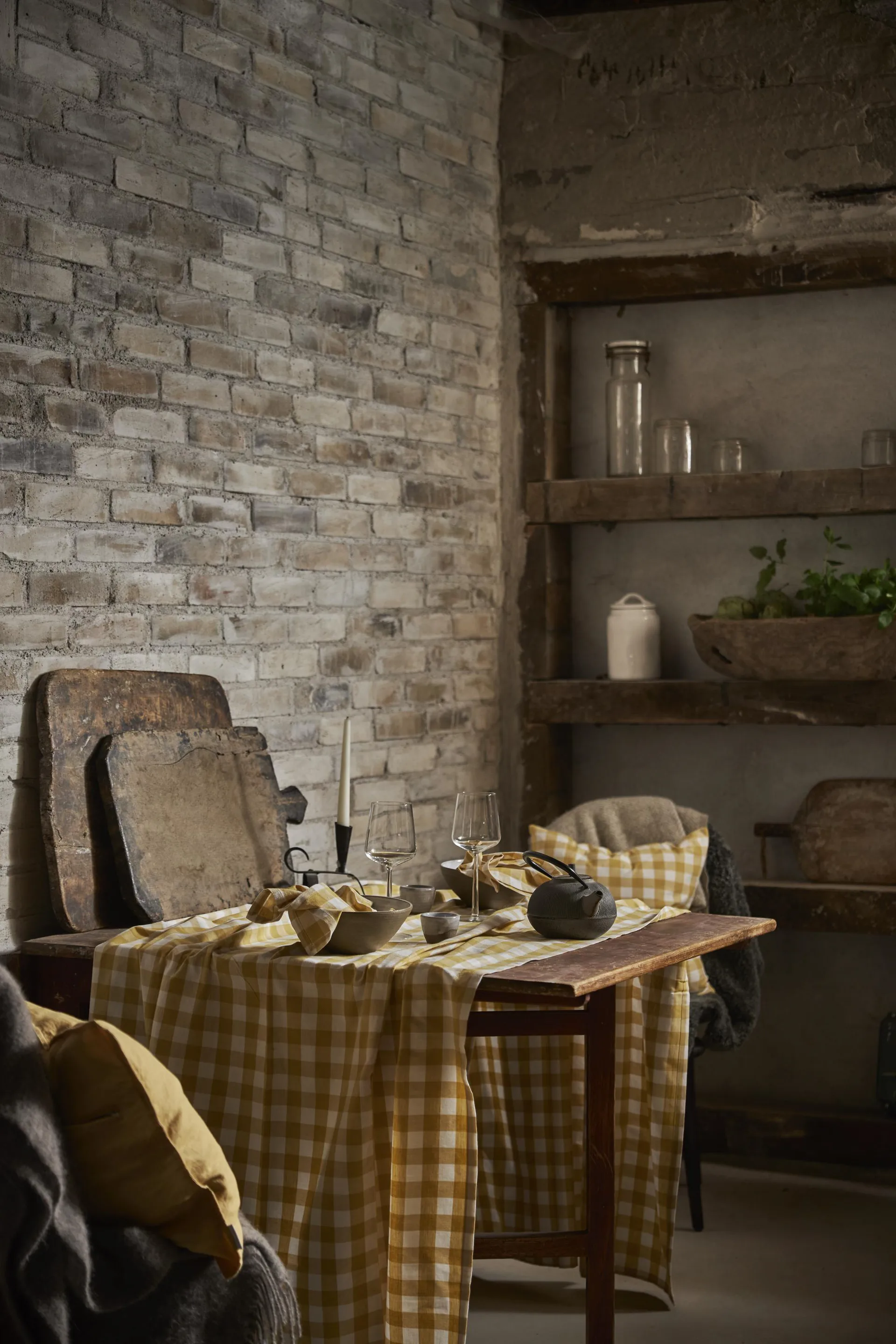 Mantel Grete 150x150 cm, Amarillo Boel & Jan