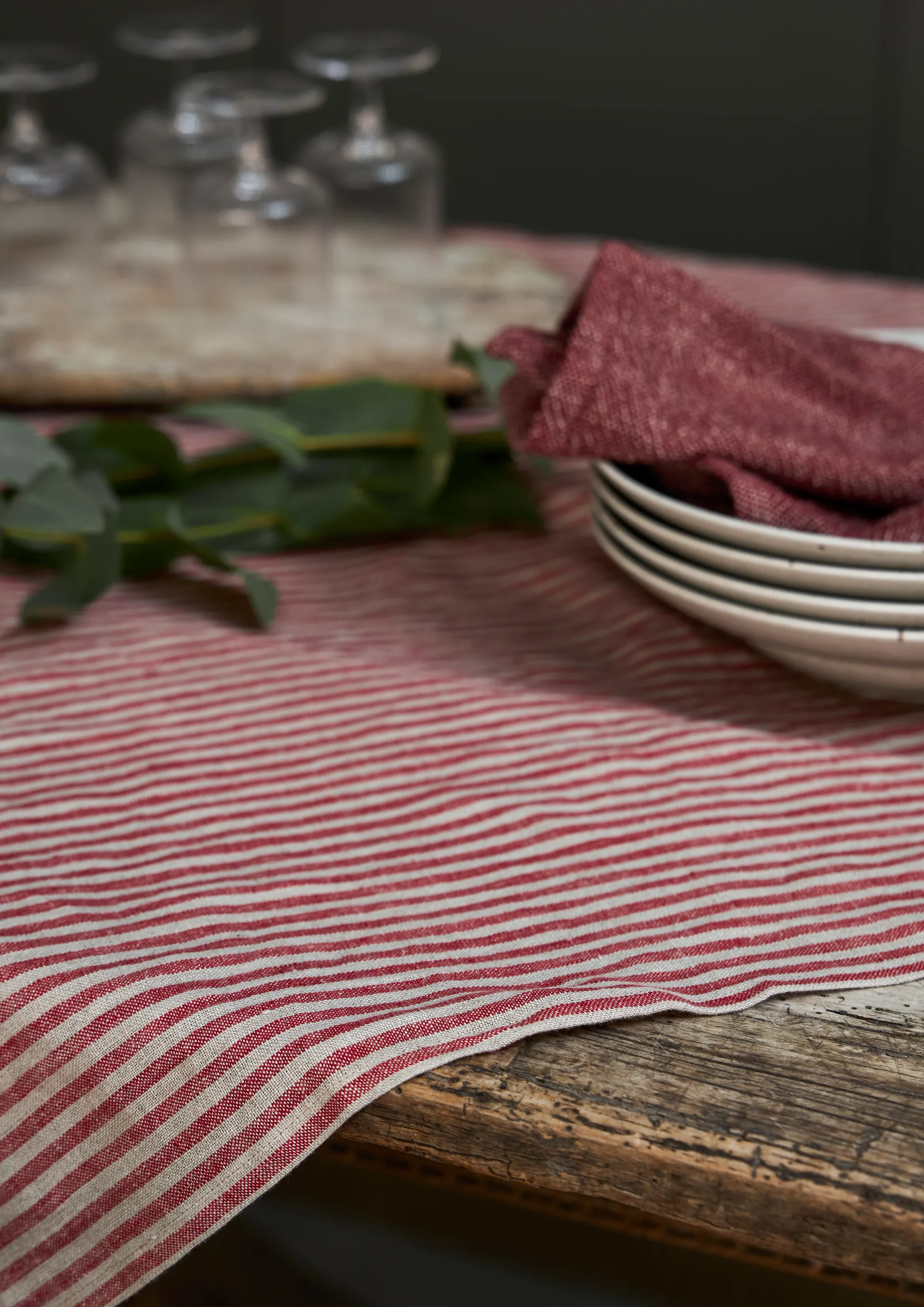 Mantel Rough Linen Stripe 85x85 cm, rojo Boel & Jan